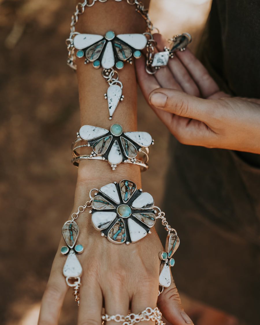 Statement Necklace in White Buffalo Royston Ribbon Iron Maiden