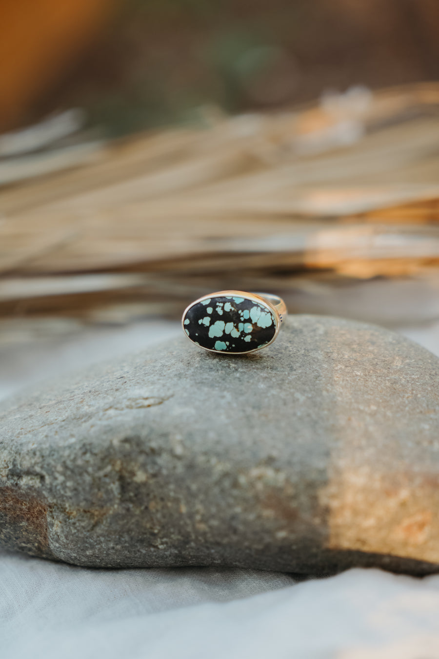 Horizontal Ring in Hubei Turquoise (Size 9.25)