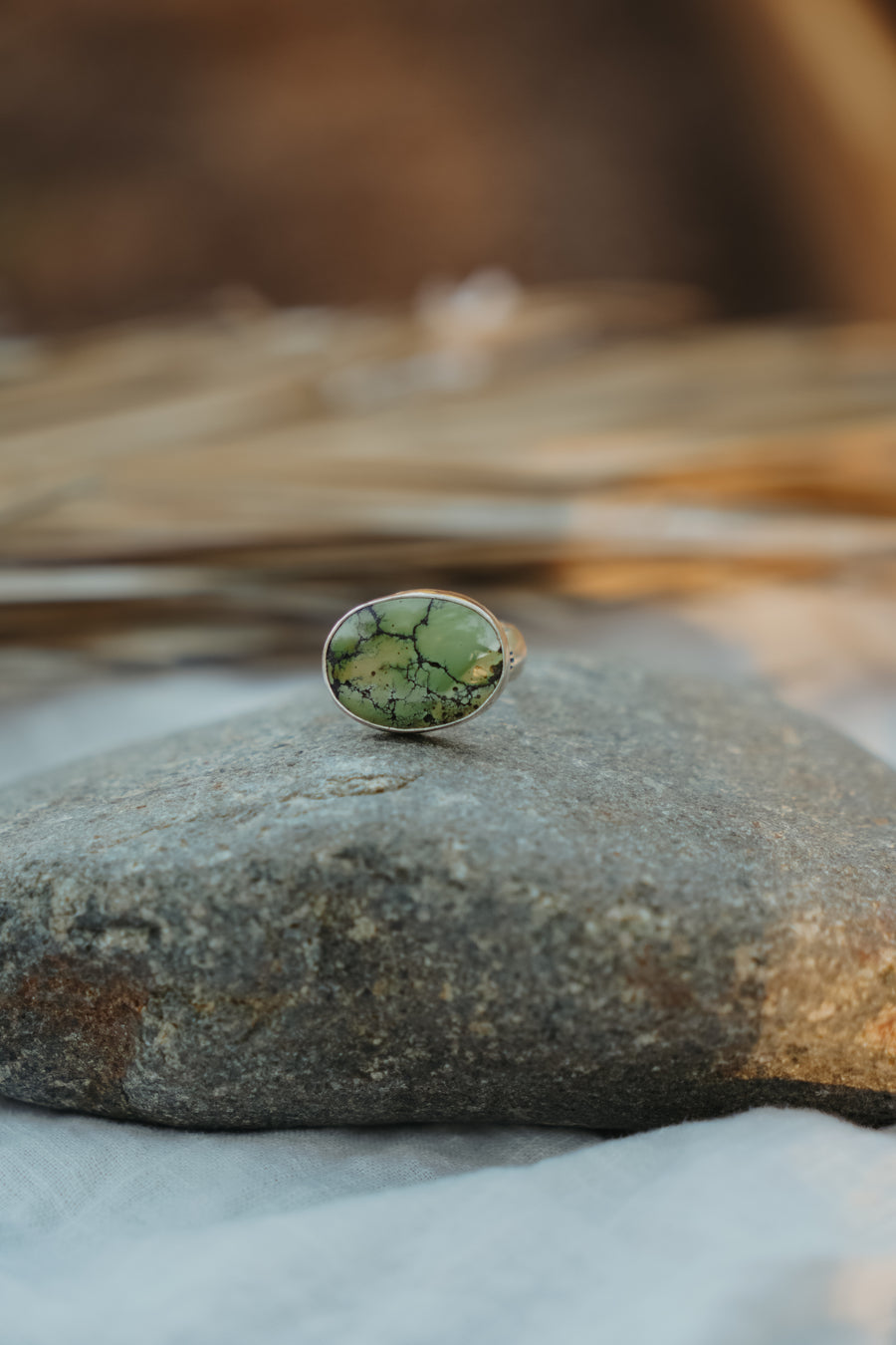 Horizontal Ring in Hubei Turquoise (Size 10)