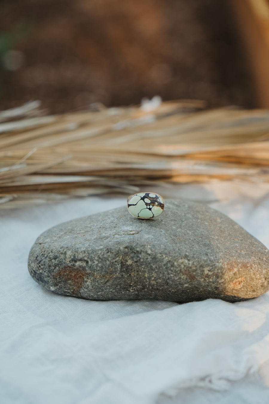 Horizontal Ring in Hubei Turquoise (Size 8)