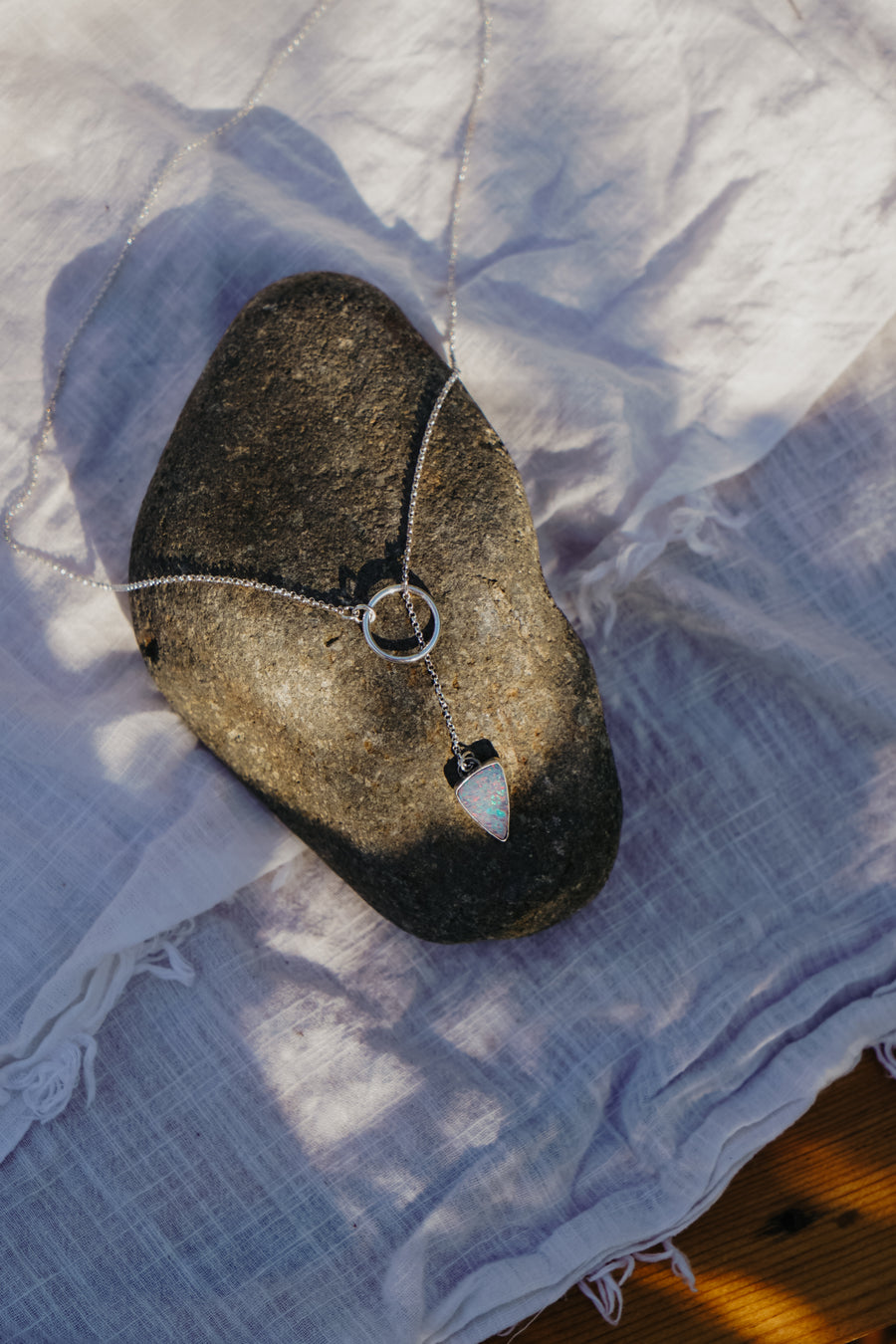The Dainty Lariat in Boulder Opal Doublet