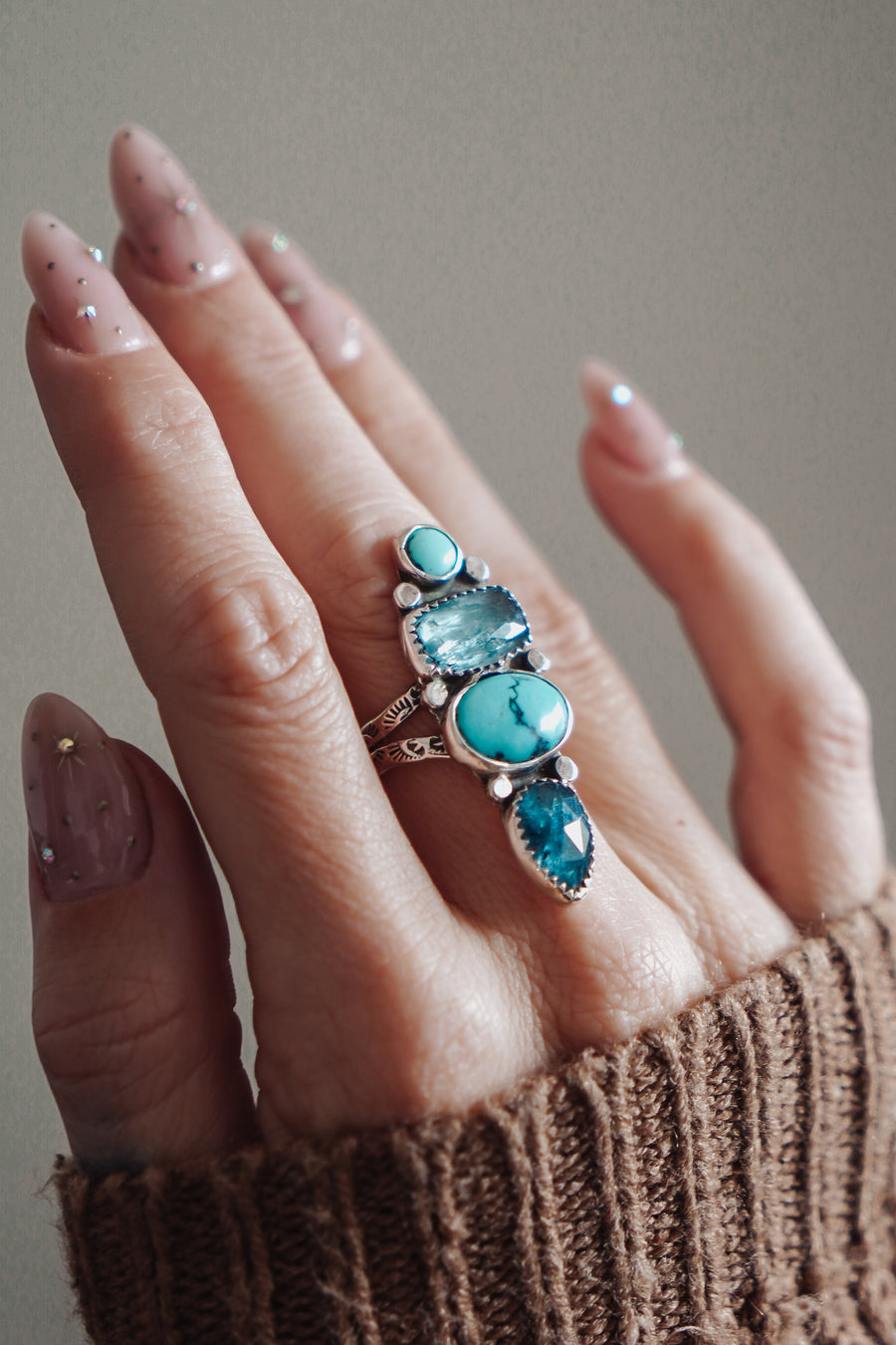 Cairn Ring in Kyanite & Hubei + Egyptian Turquoise (Size 8)