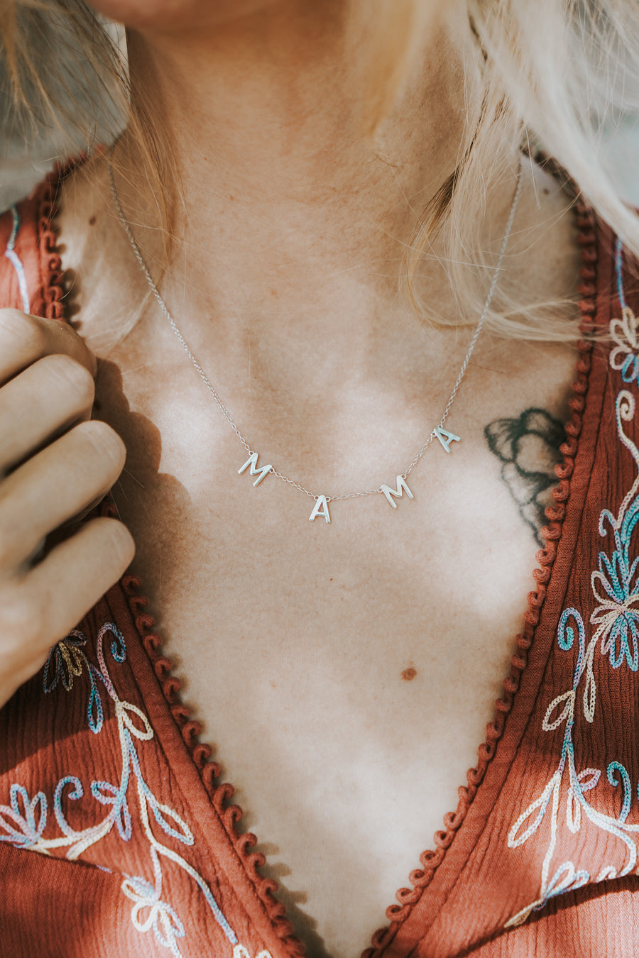 Mama Necklace