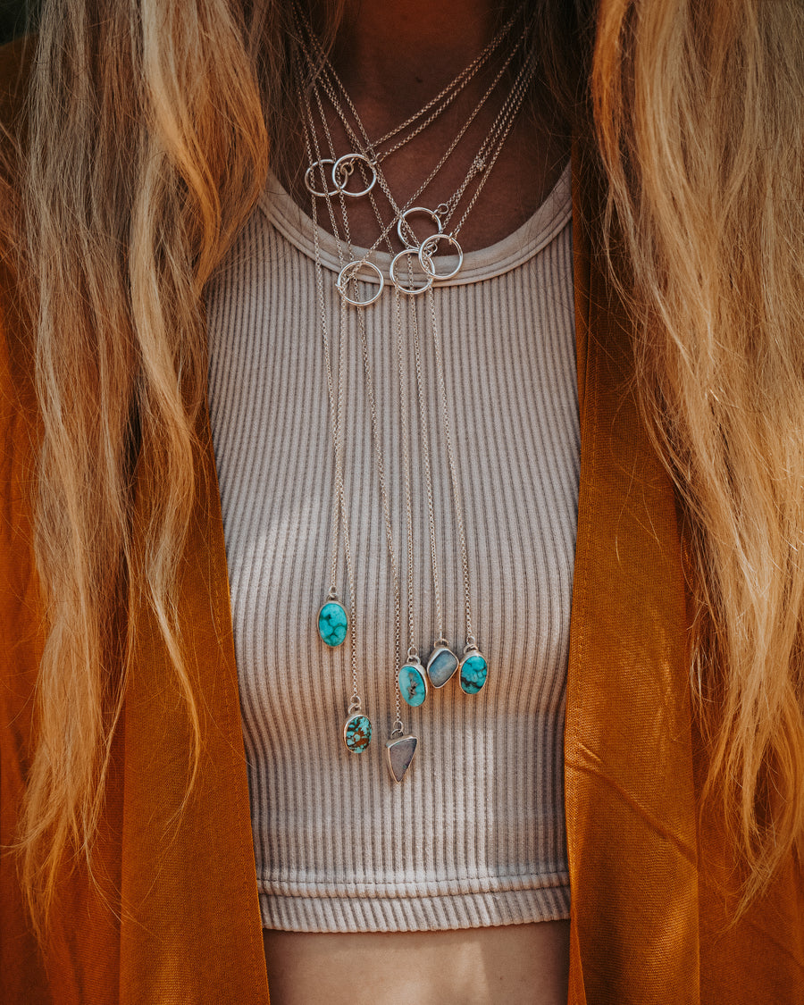 The Dainty Lariat in Boulder Opal Doublet