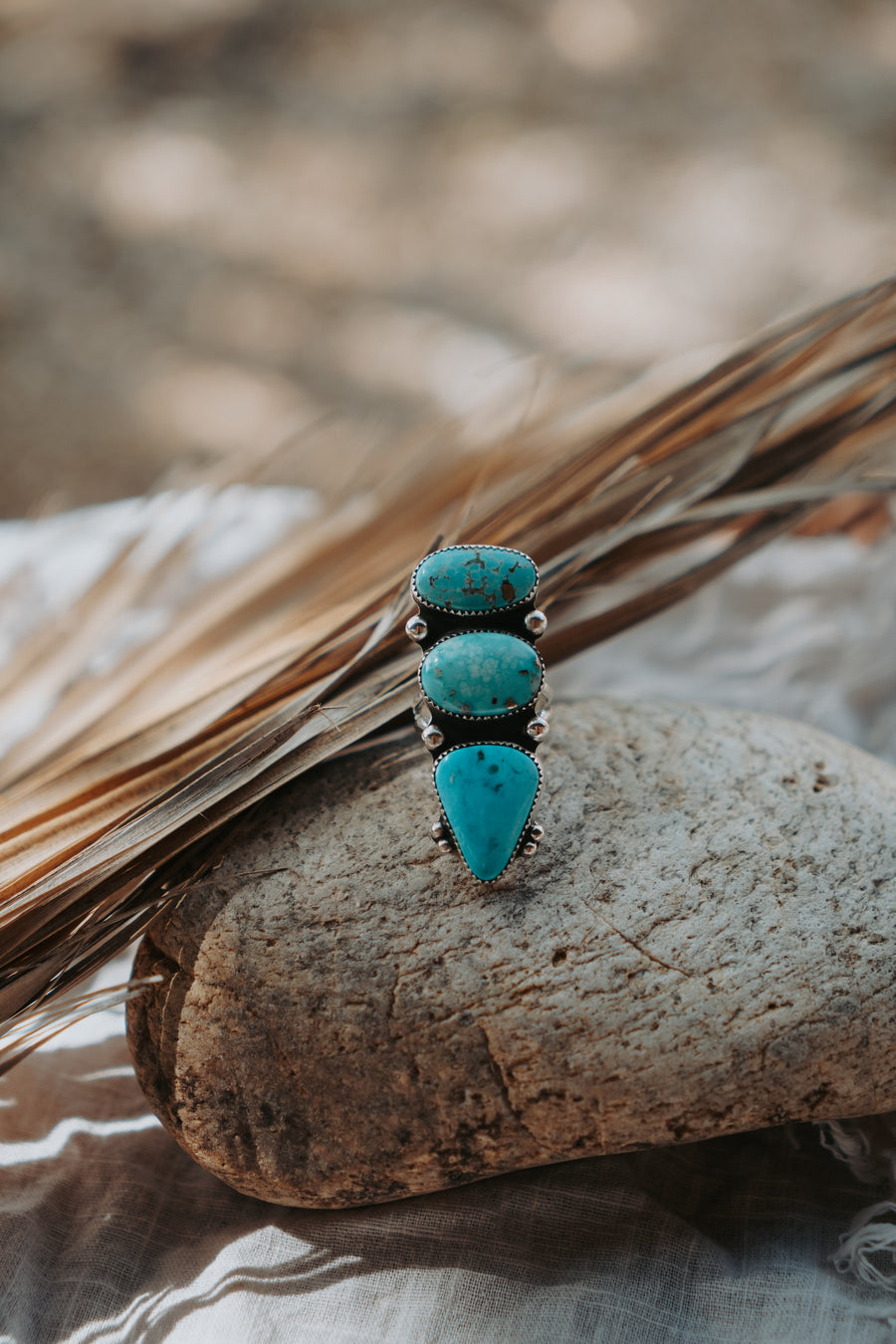 Cairn Ring in Whitewater & Sonoran Gem Turquoise (Size 6.75)
