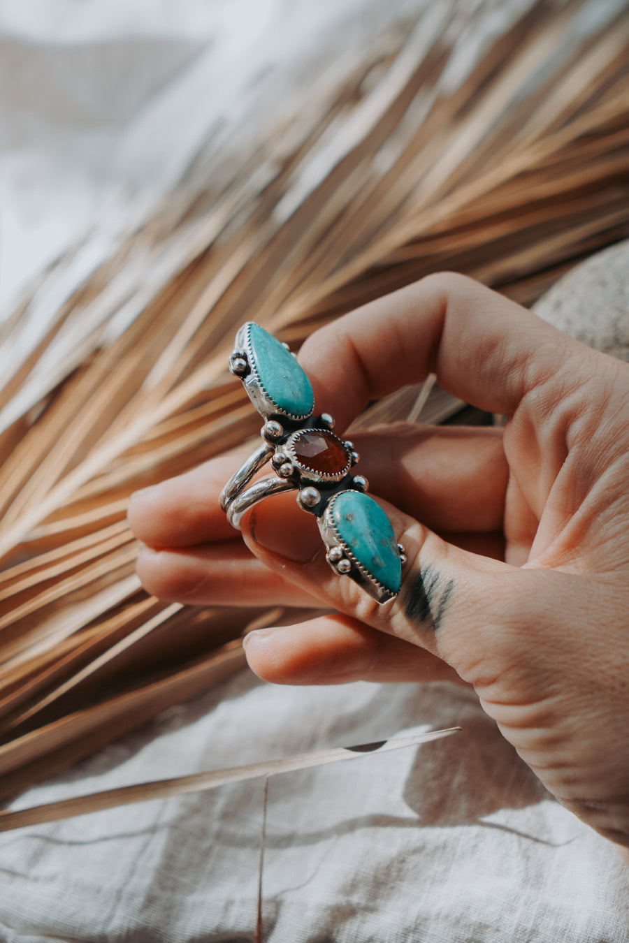 Cairn Ring in Whitewater Turquoise & Beer Quartz (Size 8)