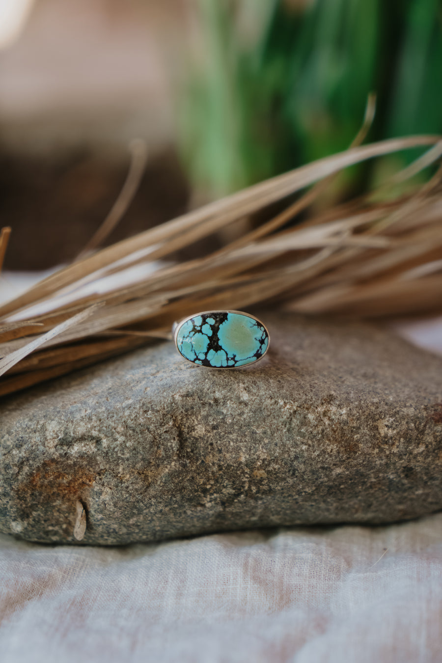 Horizontal Ring in Hubei Turquoise (Size 8)