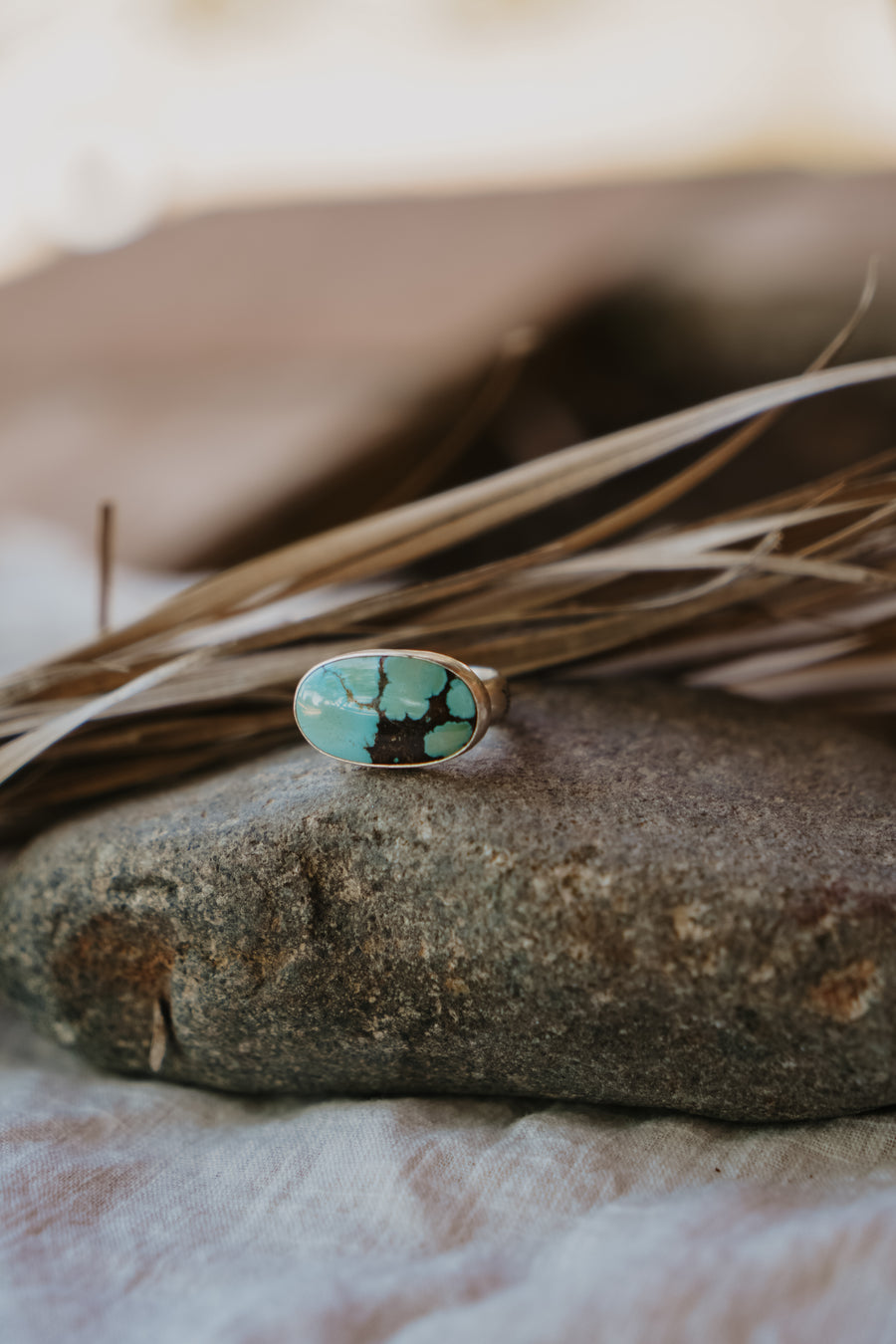 Horizontal Ring in Hubei Turquoise (Size 9)