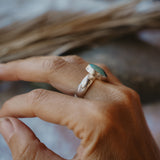Horizontal Ring in Hubei Turquoise (Size 9)