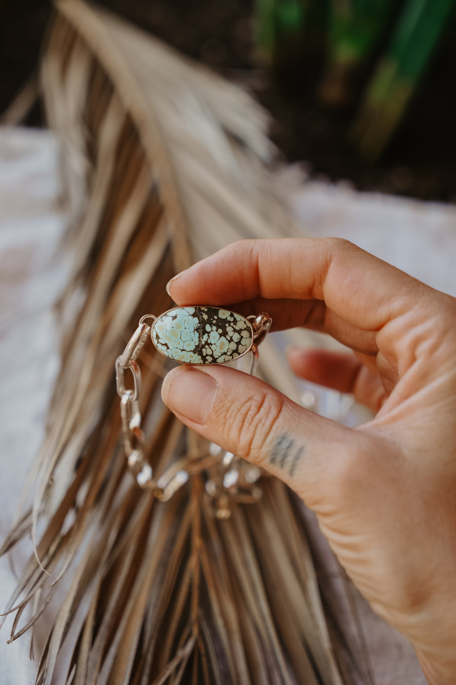 Daydreamer Choker in Hubei Turquoise