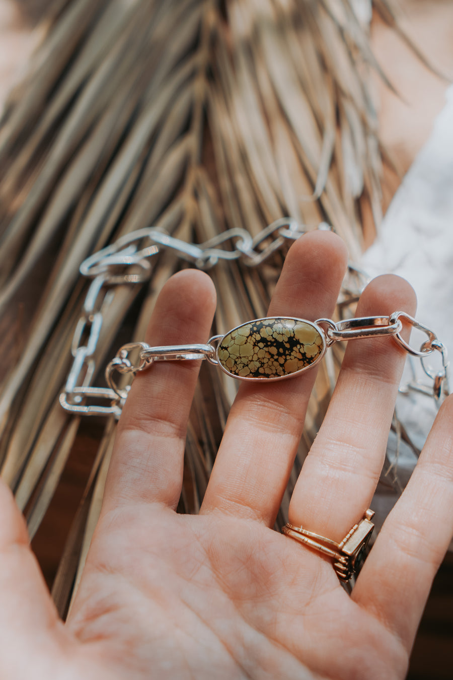 Daydreamer Choker in Hubei Turquoise