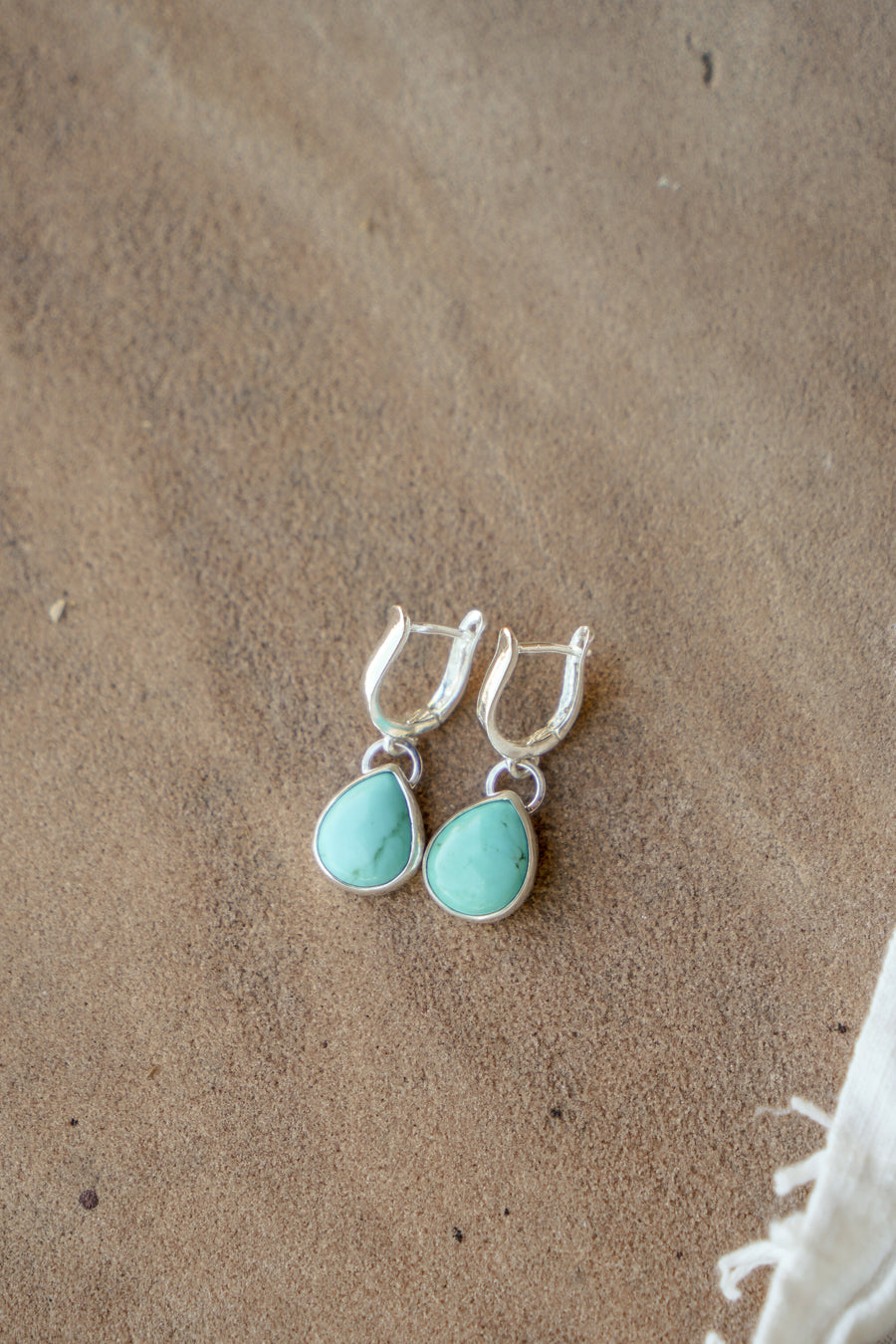 Horseshoe Drops in Campitos Turquoise