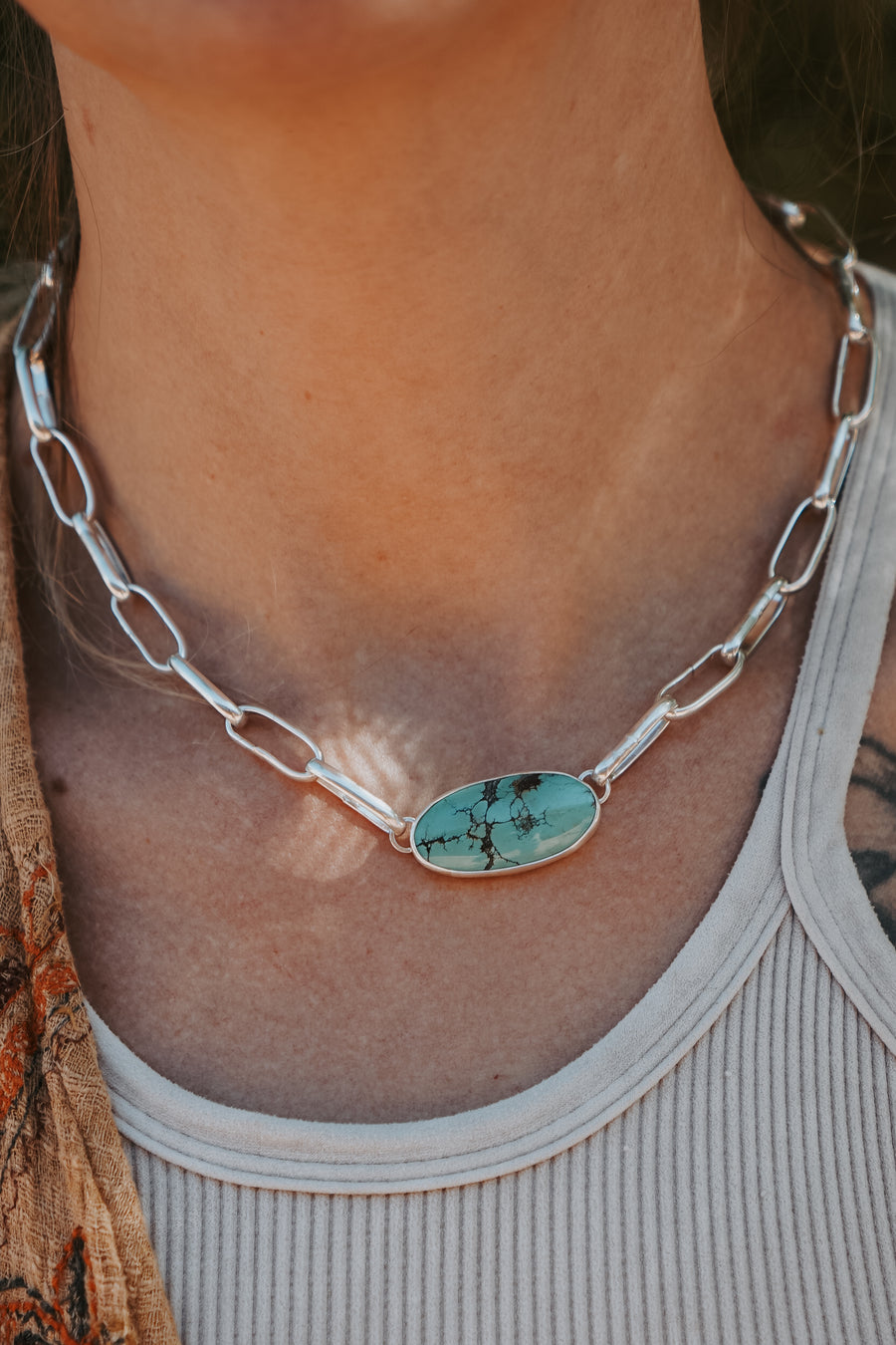 Daydreamer Choker in Hubei Turquoise