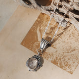 Necklace in Quartz w/ Diopside