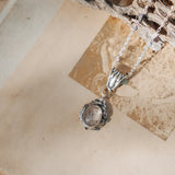 Necklace in Quartz w/ Diopside