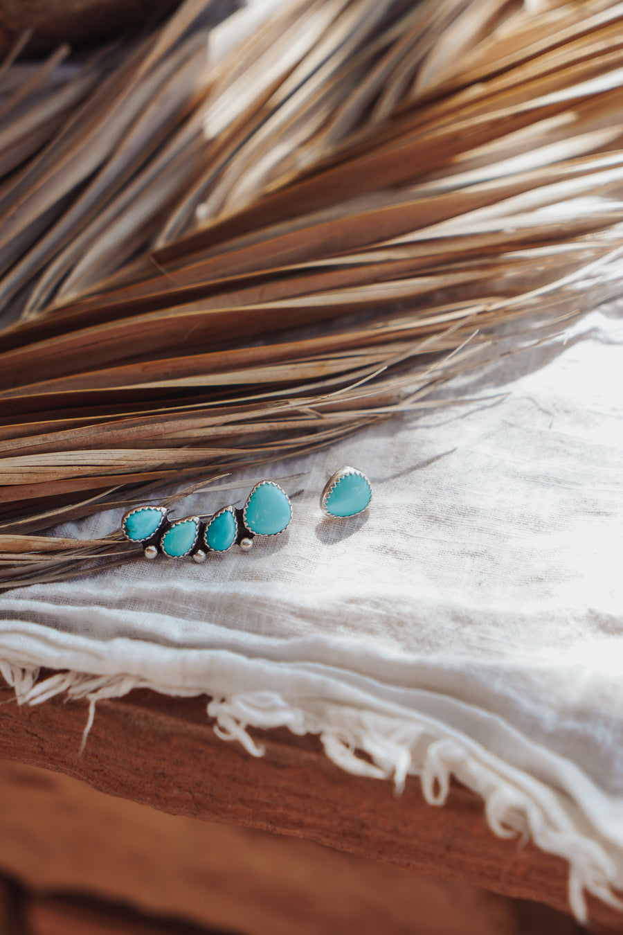 Ear Crawler + Stud Combo in Campitos & Hubei Turquoise