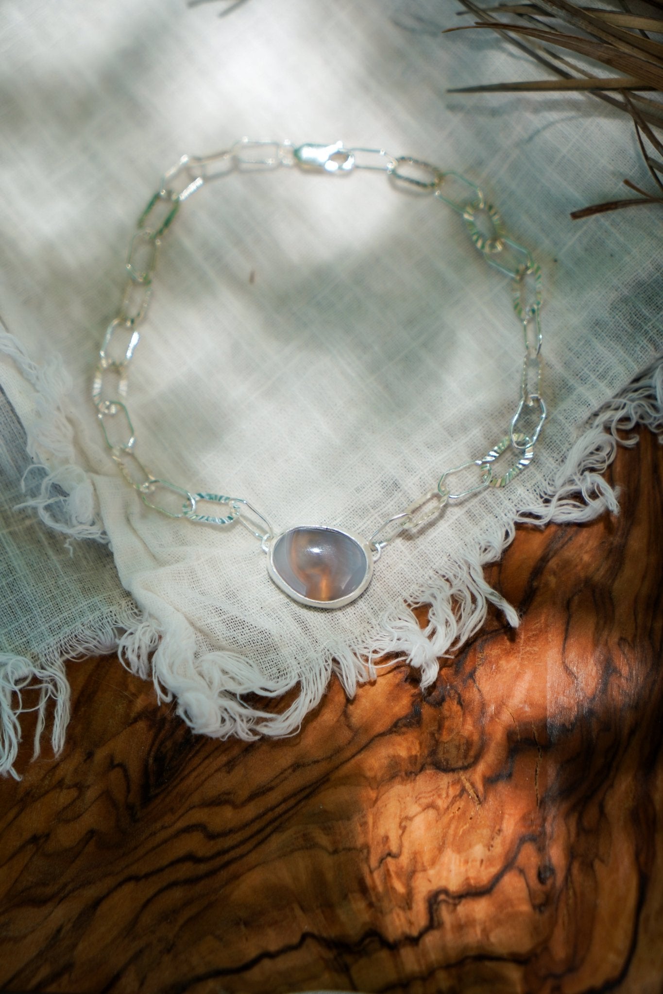 Anklet in Agate - Golden Road Crafted