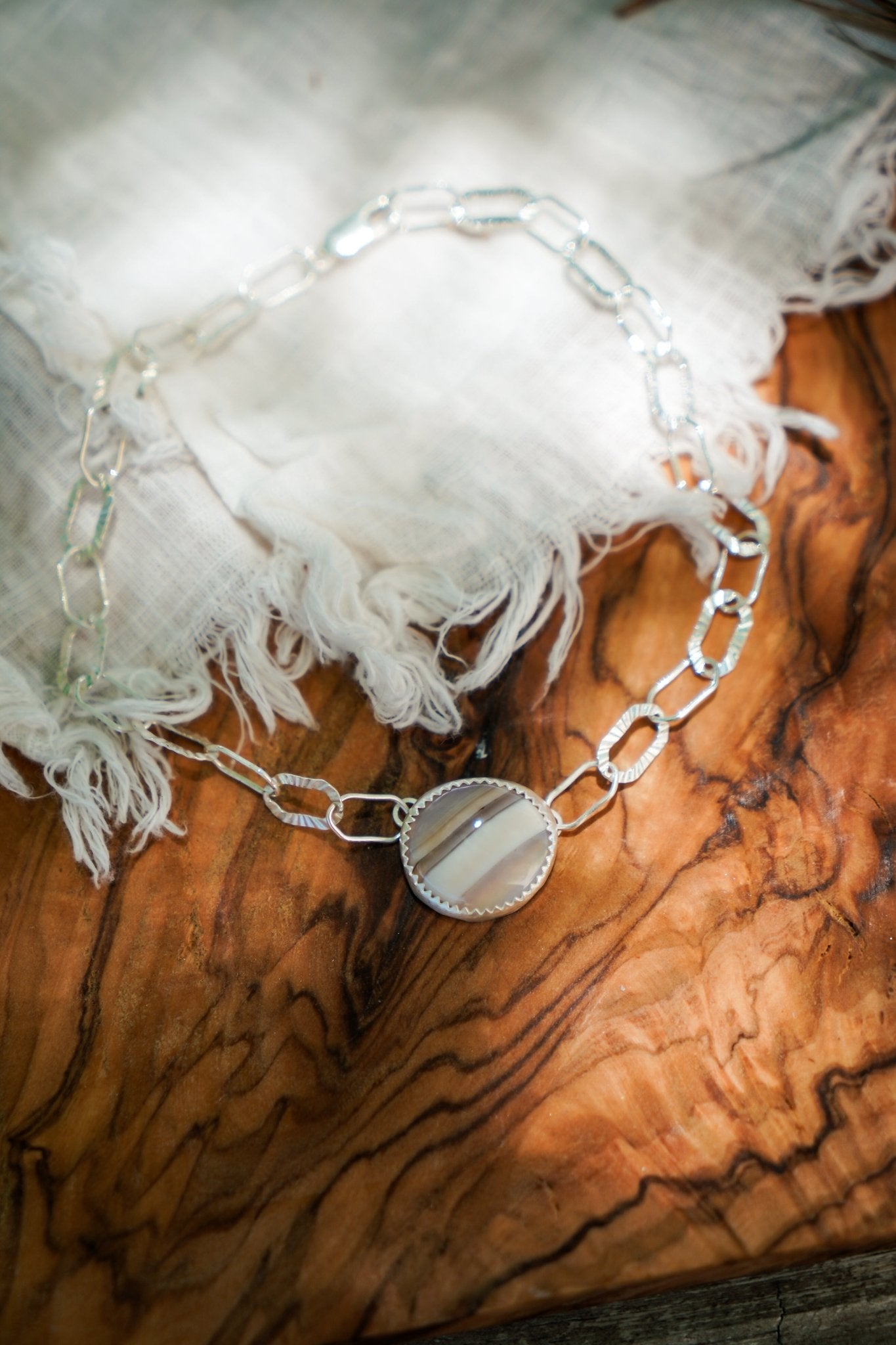 Anklet in Agate - Golden Road Crafted