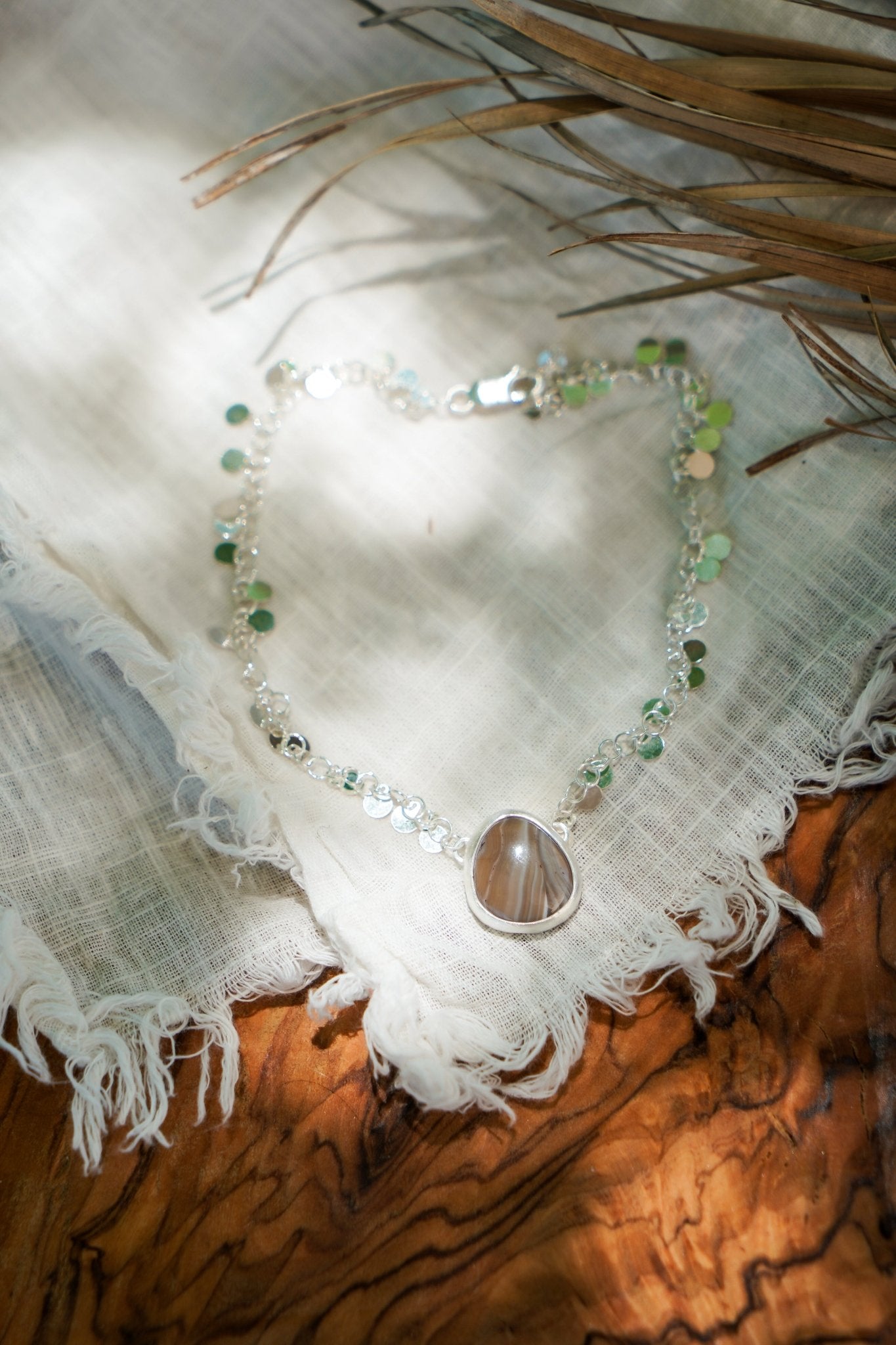 Anklet in Agate - Golden Road Crafted