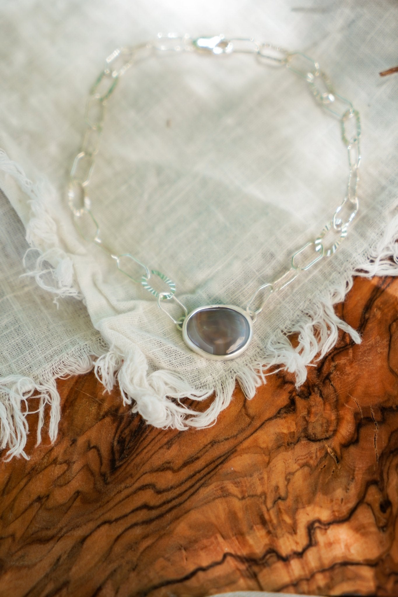Anklet in Agate - Golden Road Crafted