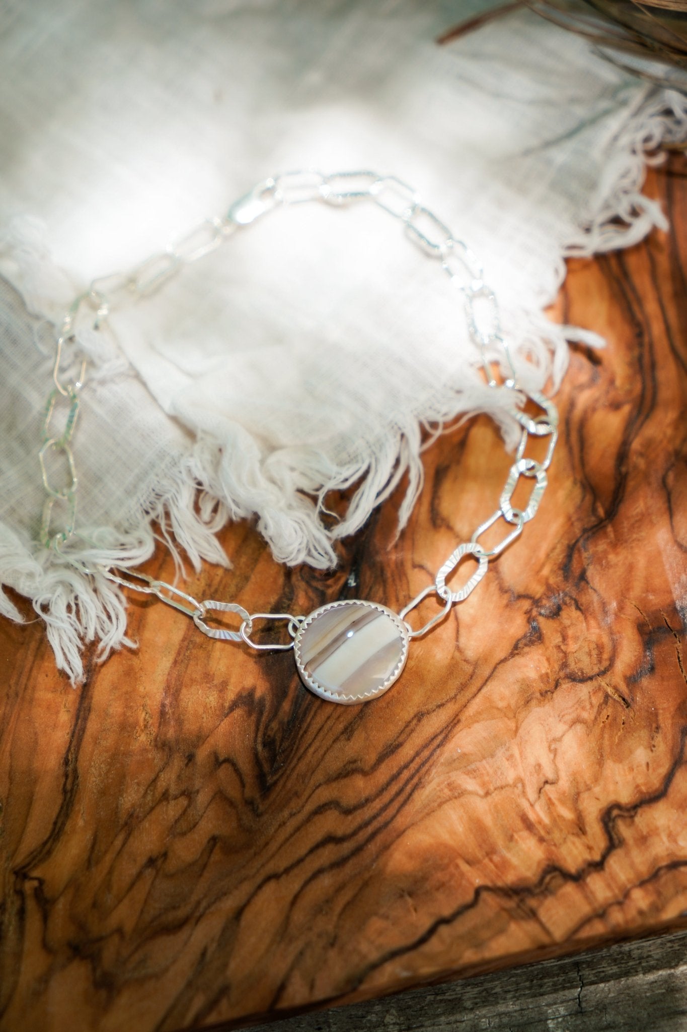 Anklet in Agate - Golden Road Crafted