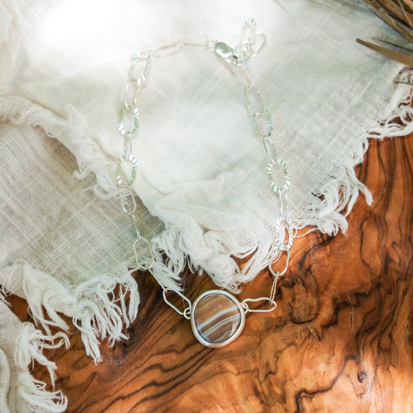 Anklet in Agate - Golden Road Crafted