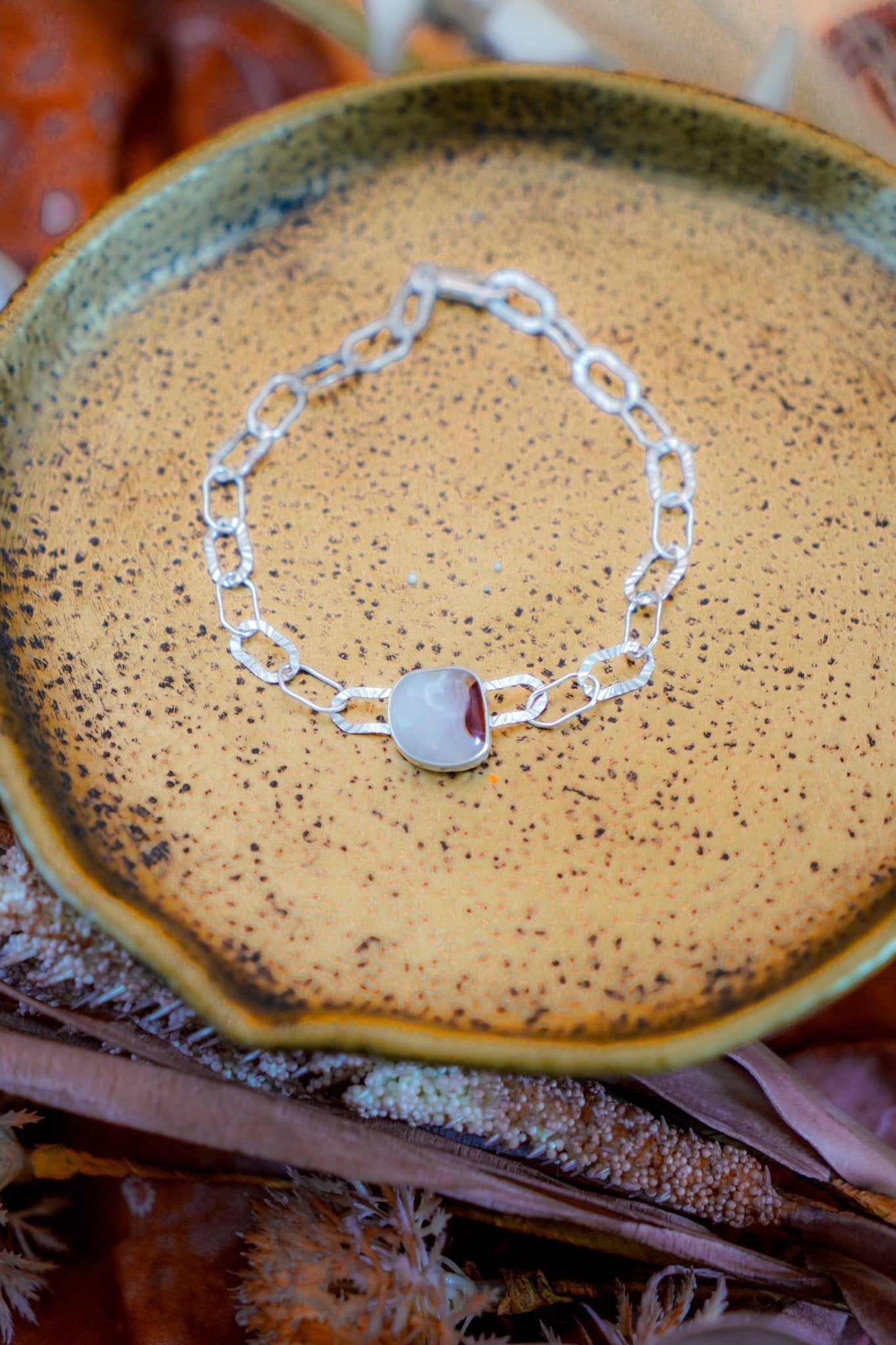 Anklet in Agate - Golden Road Crafted