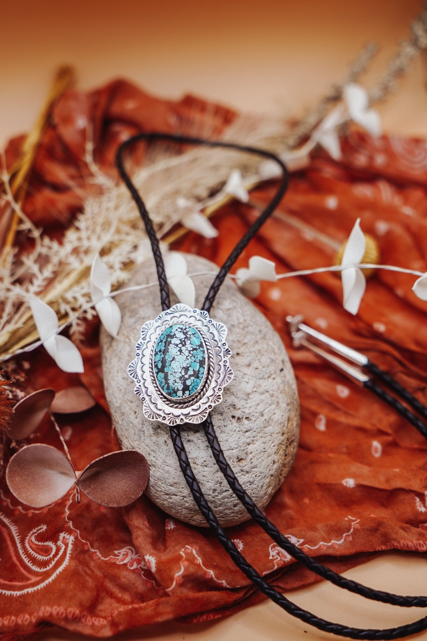 Bolo in Hubei Turquoise - Golden Road Crafted
