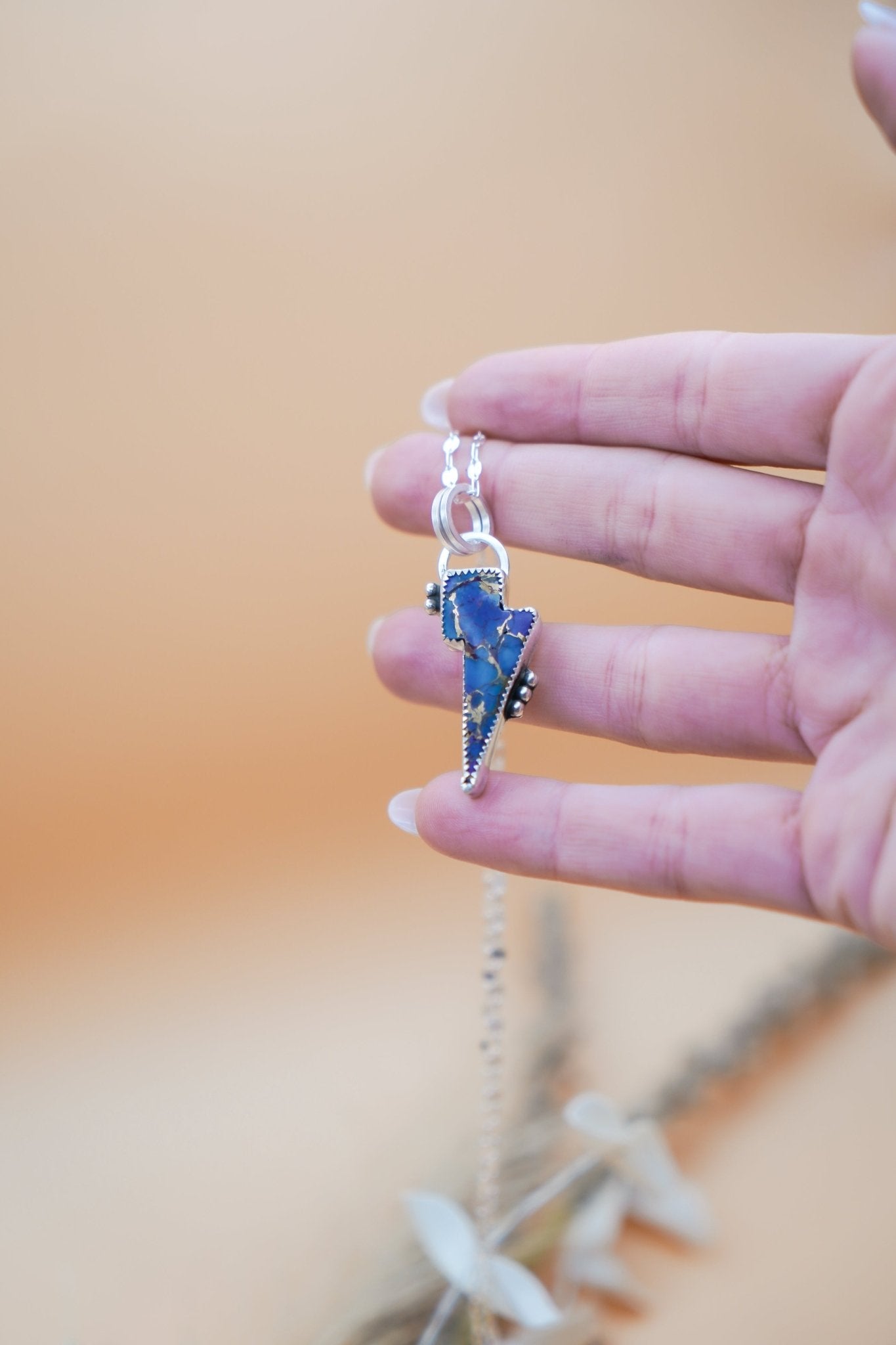 Bolt Pendant in Spiny Oyster - Golden Road Crafted