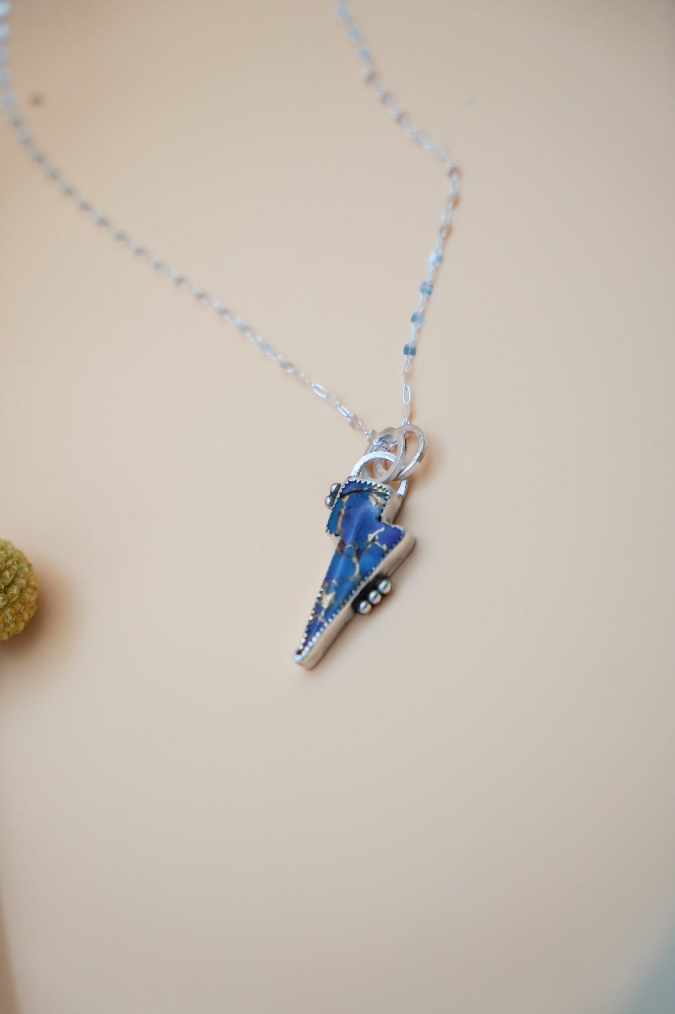 Bolt Pendant in Spiny Oyster - Golden Road Crafted