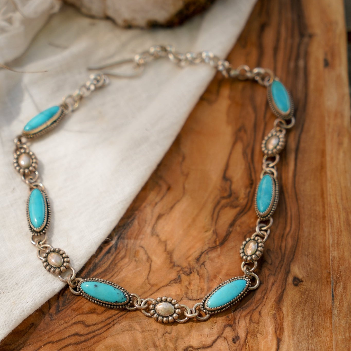 Choker in Nacozari Turquoise - Golden Road Crafted