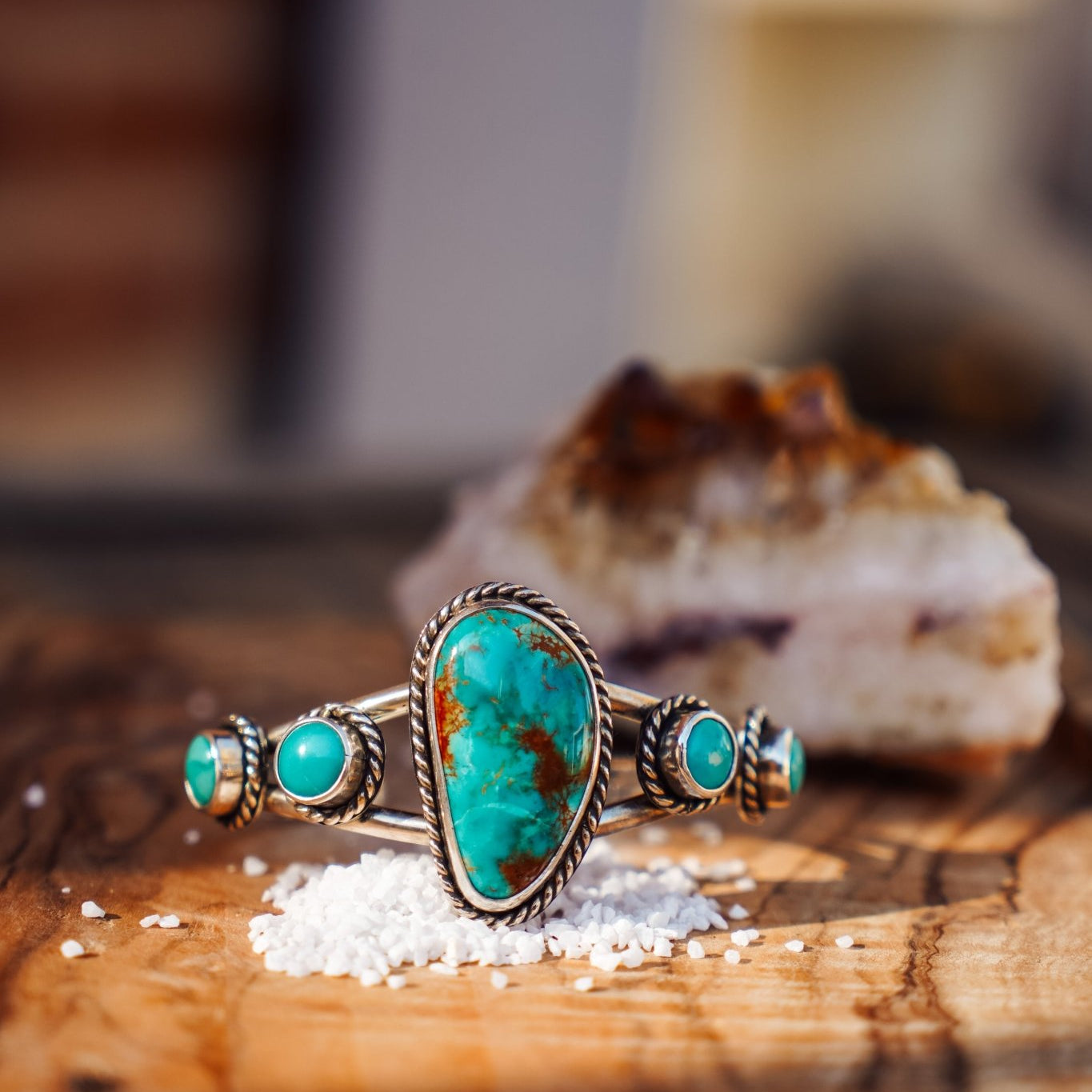 Cuff in Royston & Hubei Turquoise - Golden Road Crafted
