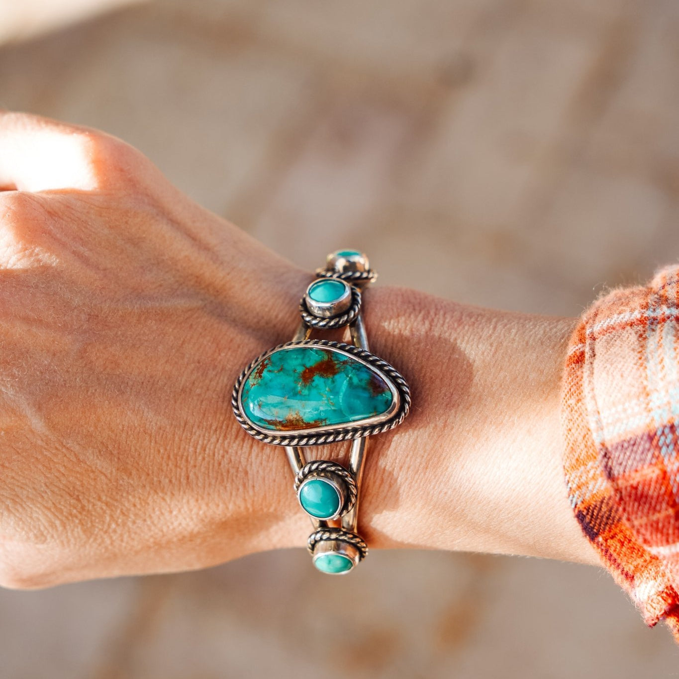 Cuff in Royston & Hubei Turquoise - Golden Road Crafted