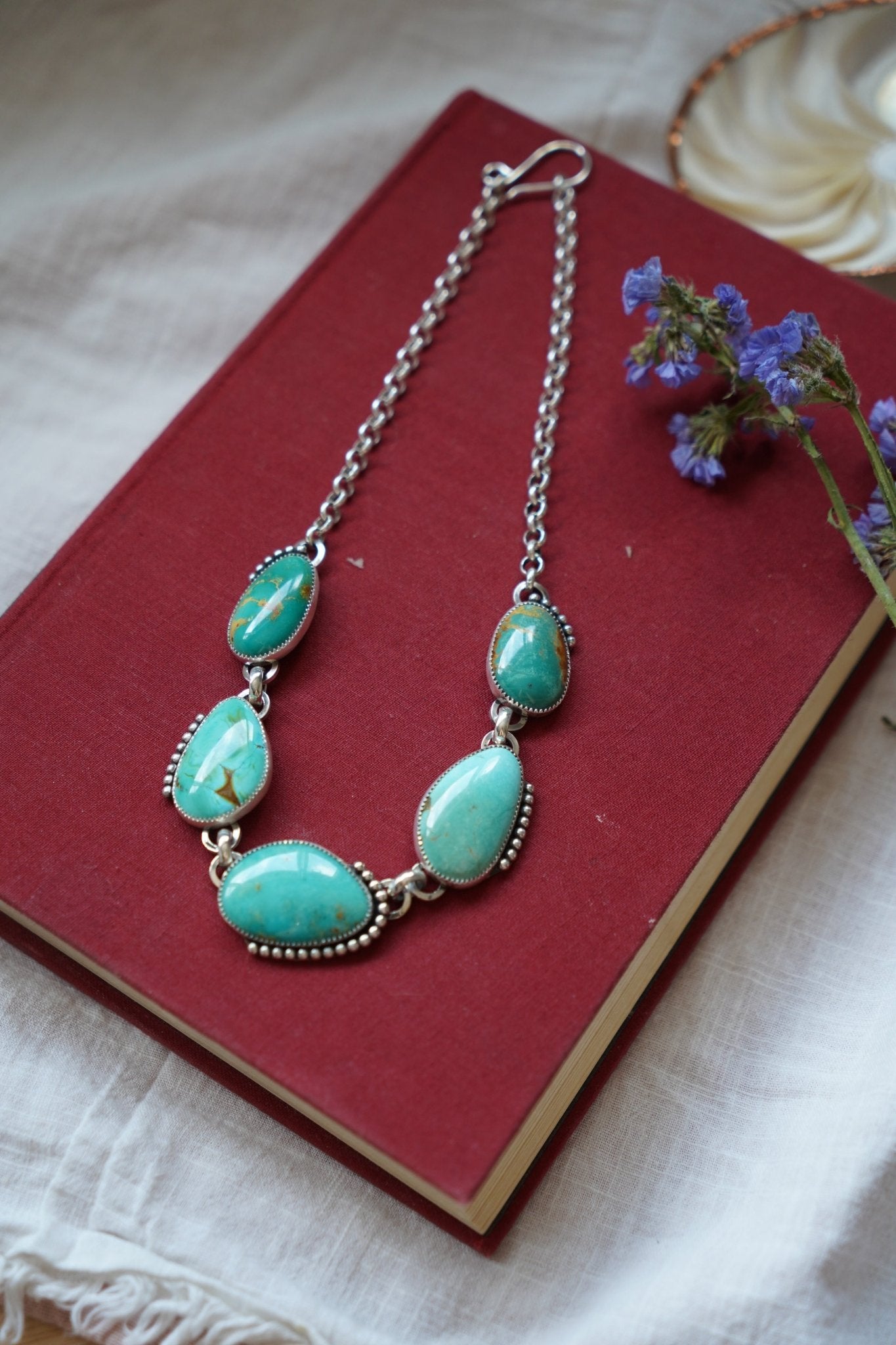 Desert Cloud Choker in Royston Turquoise - Golden Road Crafted