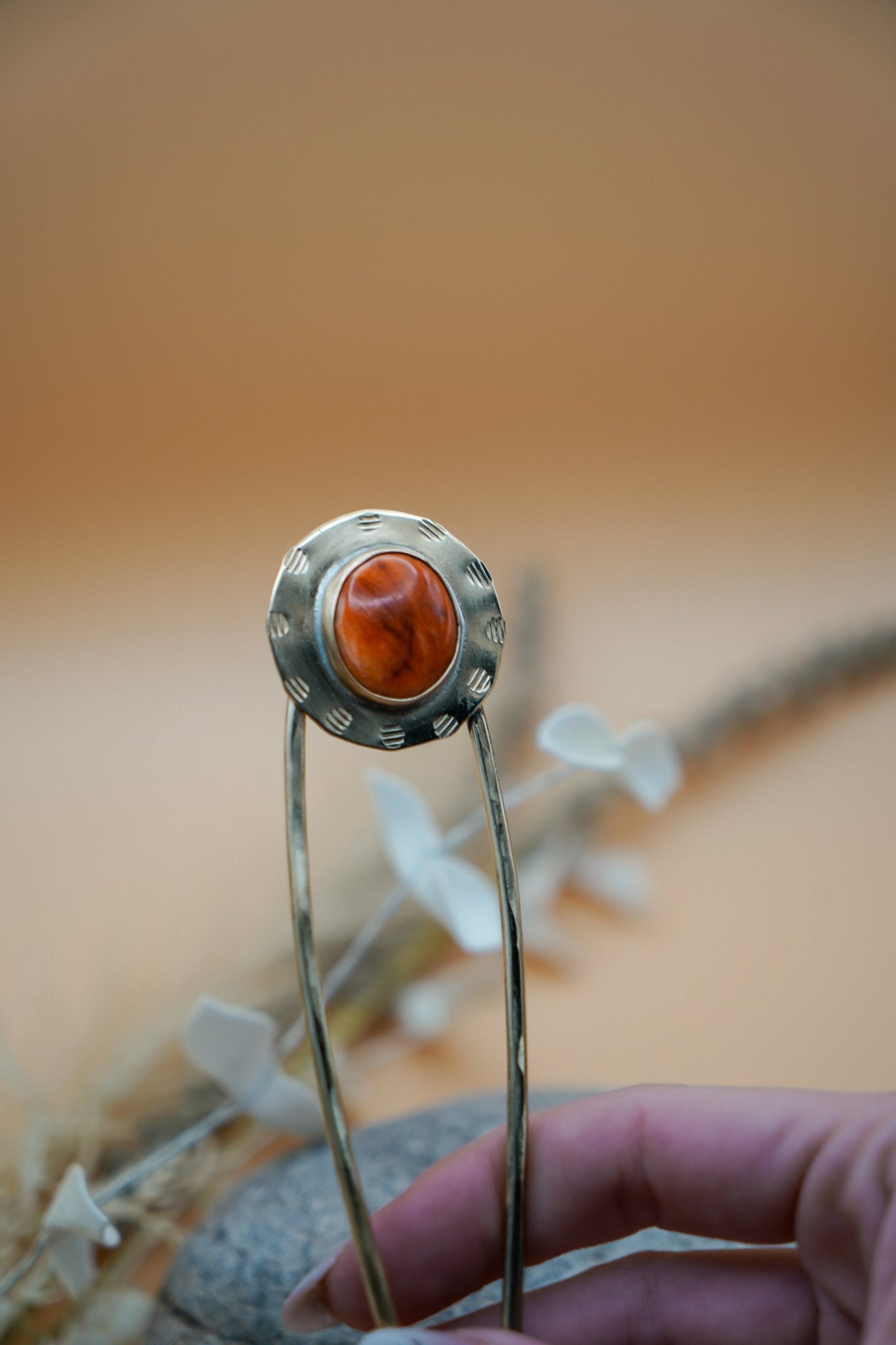 Hair Fork in Spiny Oyster - Golden Road Crafted