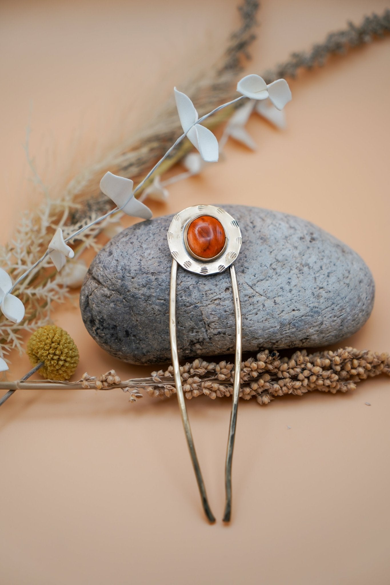Hair Fork in Spiny Oyster - Golden Road Crafted