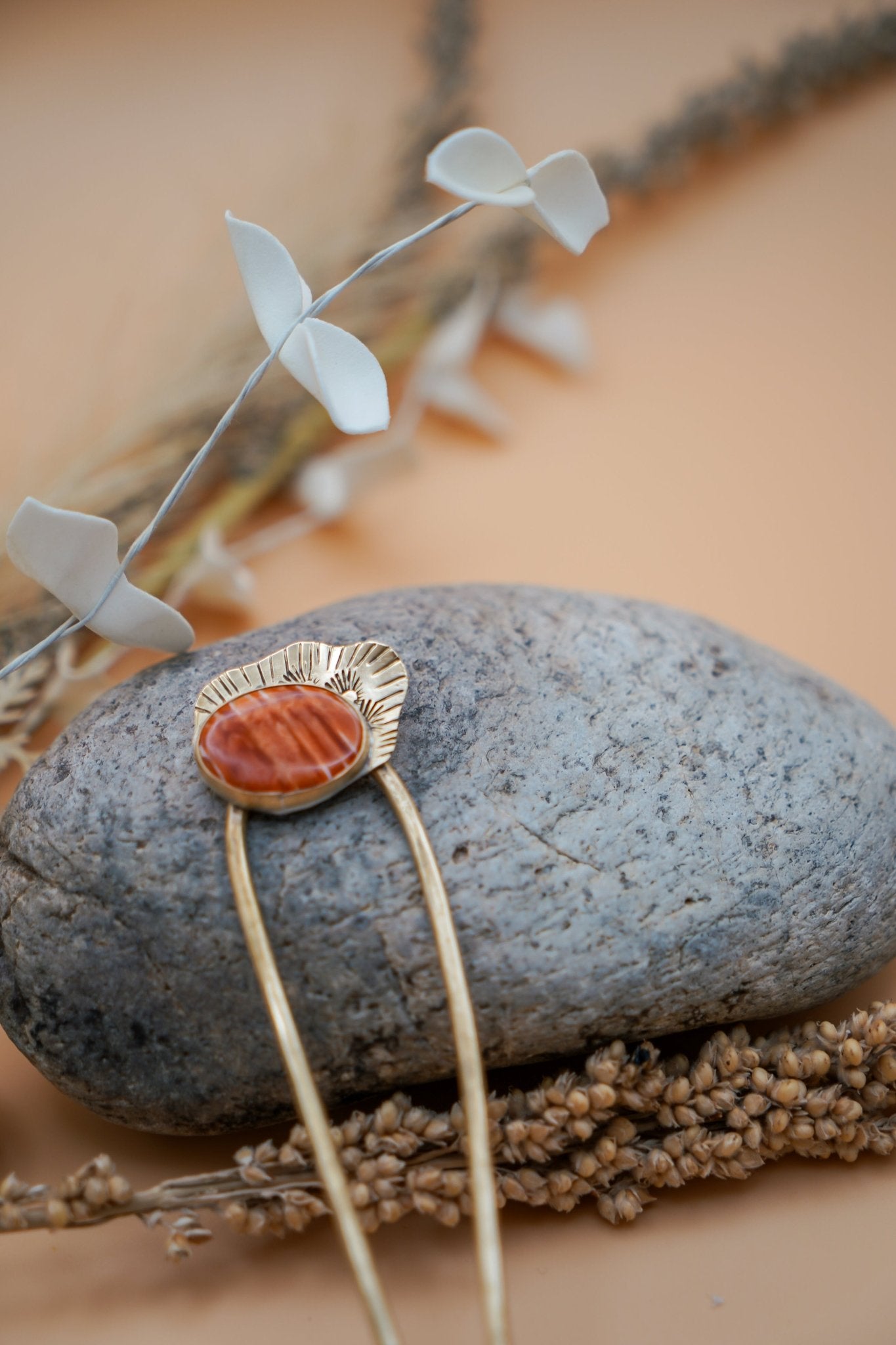 Hair Fork in Spiny Oyster - Golden Road Crafted