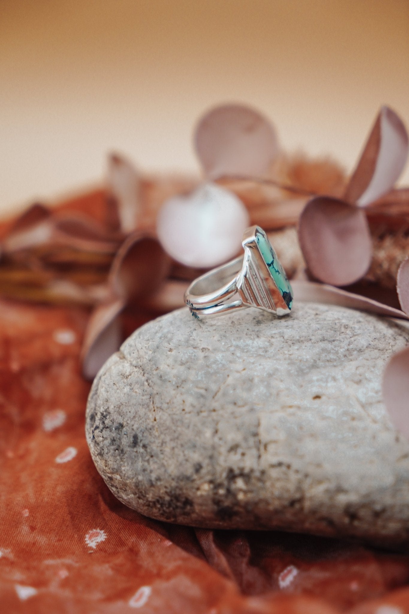 Hubei Turquoise Ring (Size 8 - 8.25) - Golden Road Crafted
