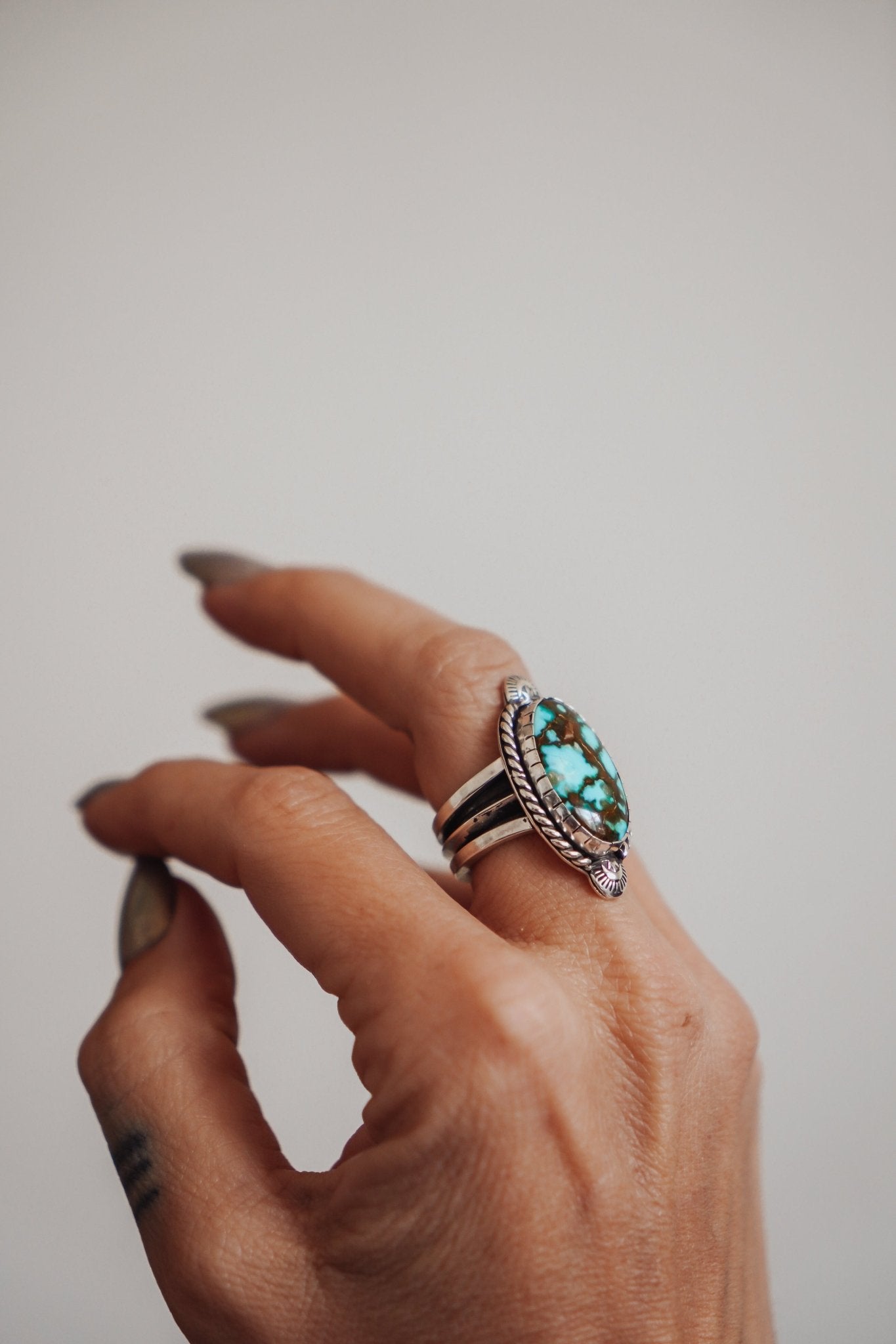 Kingman Turquoise Ring (Size 6.5) - Golden Road Crafted