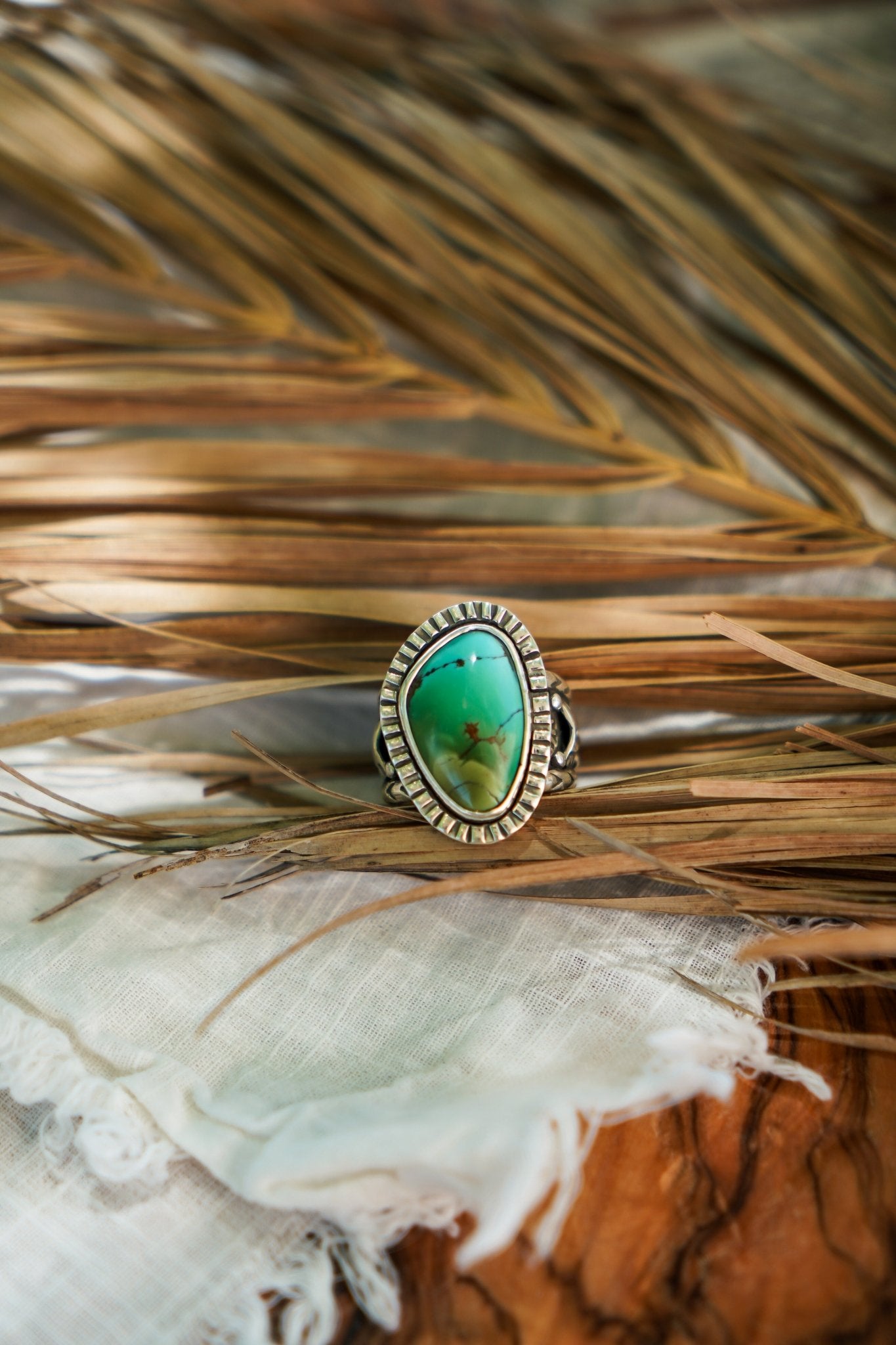 Kingman Turquoise Ring (Size 9.5) - Golden Road Crafted