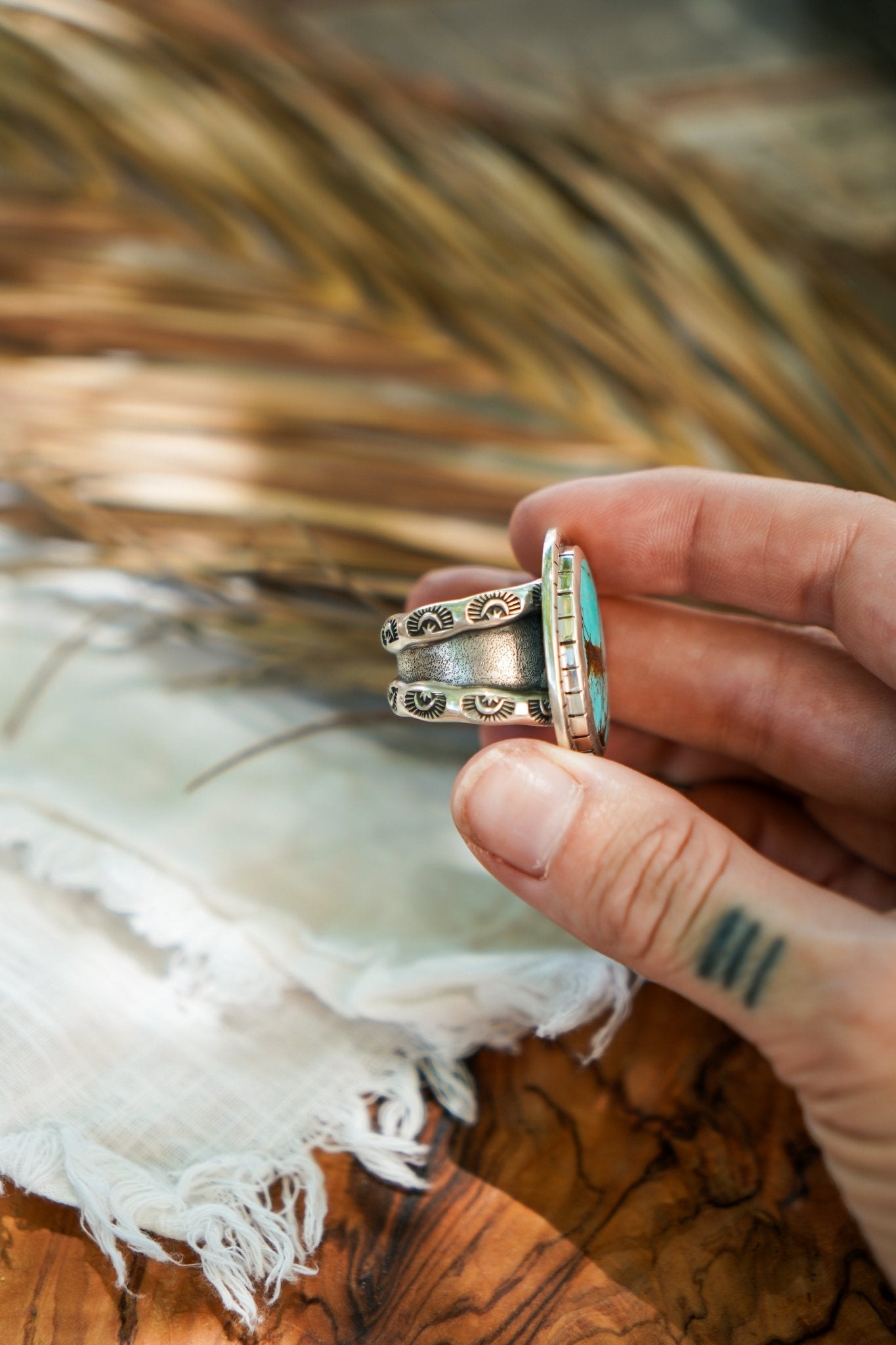 Kingman Turquoise Ring (Size 9.5) - Golden Road Crafted