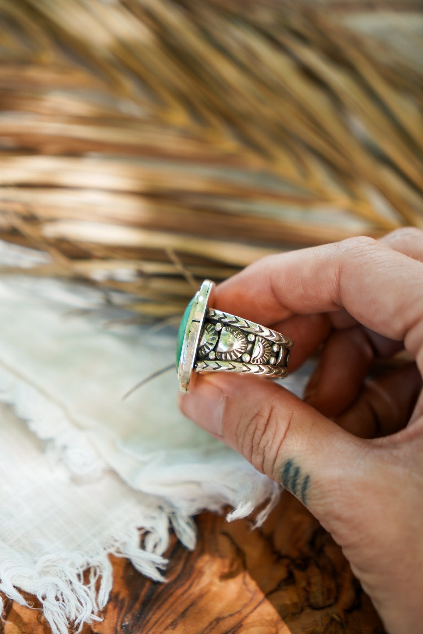 Kingman Turquoise Ring (Size 9.5) - Golden Road Crafted
