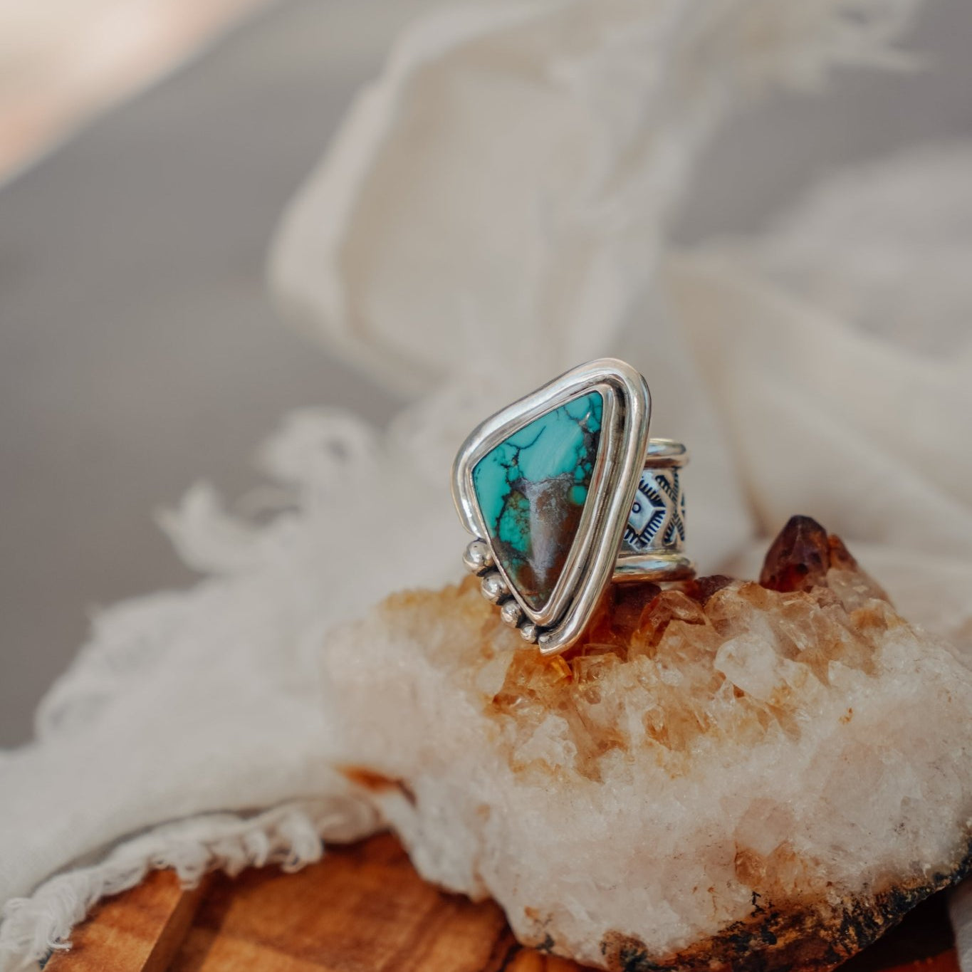 Kingman Turquoise Ring (Size 9.5) - Golden Road Crafted