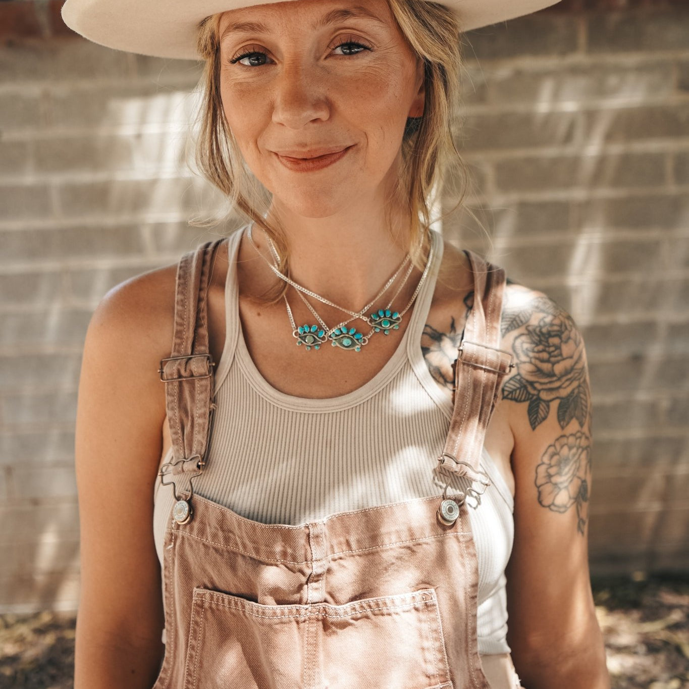 Magic Eye Necklace in Hubei & Lone Mtn Turquoise - Golden Road Crafted