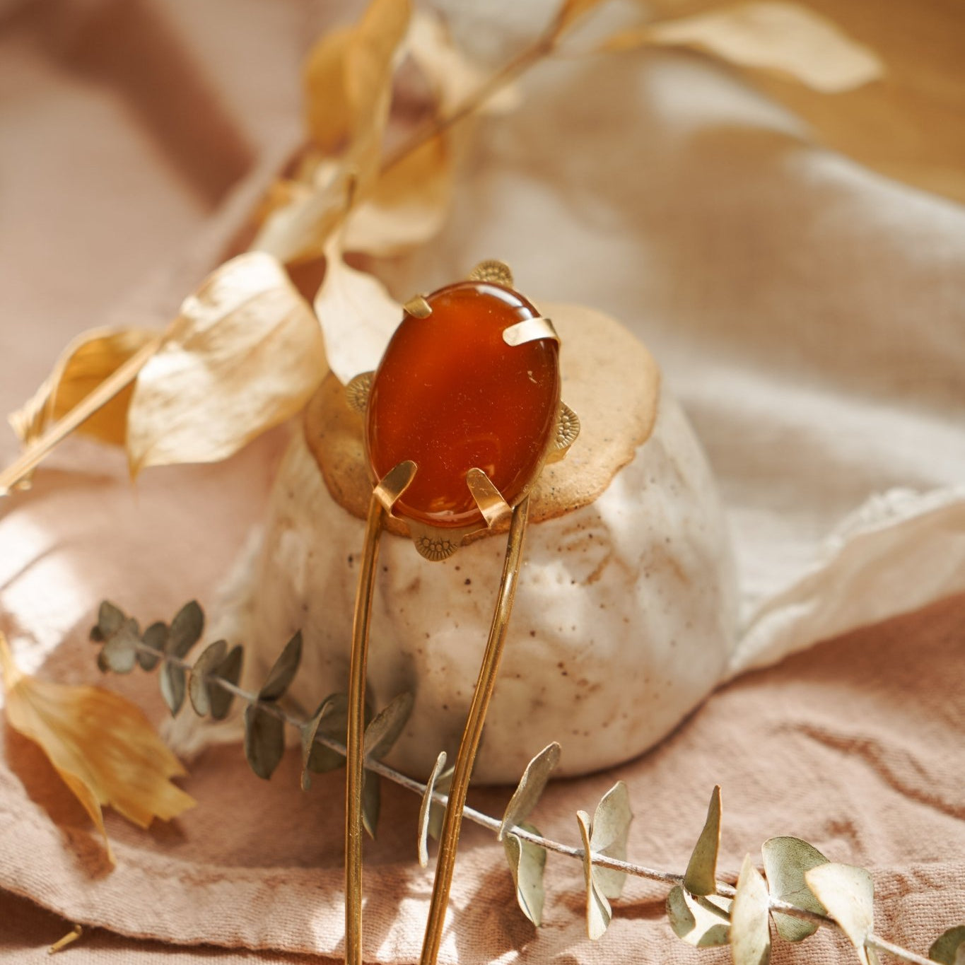 Mojave Hair Fork in Carnelian - Golden Road Crafted