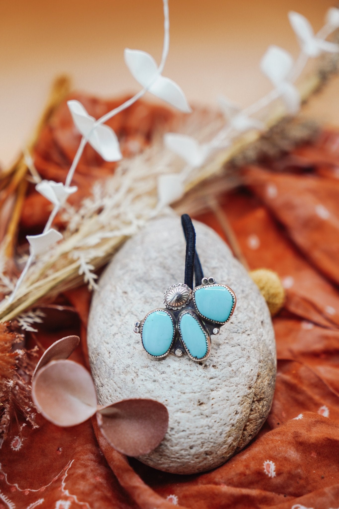 Monsoon Hair Tie in Campitos Turquoise - Golden Road Crafted