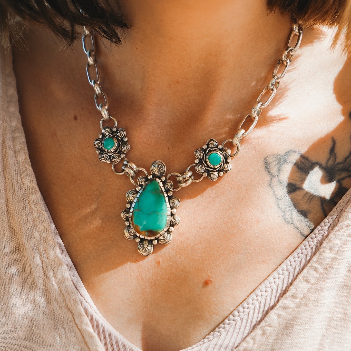 Necklace in Royston & Hubei Turquoise - Golden Road Crafted