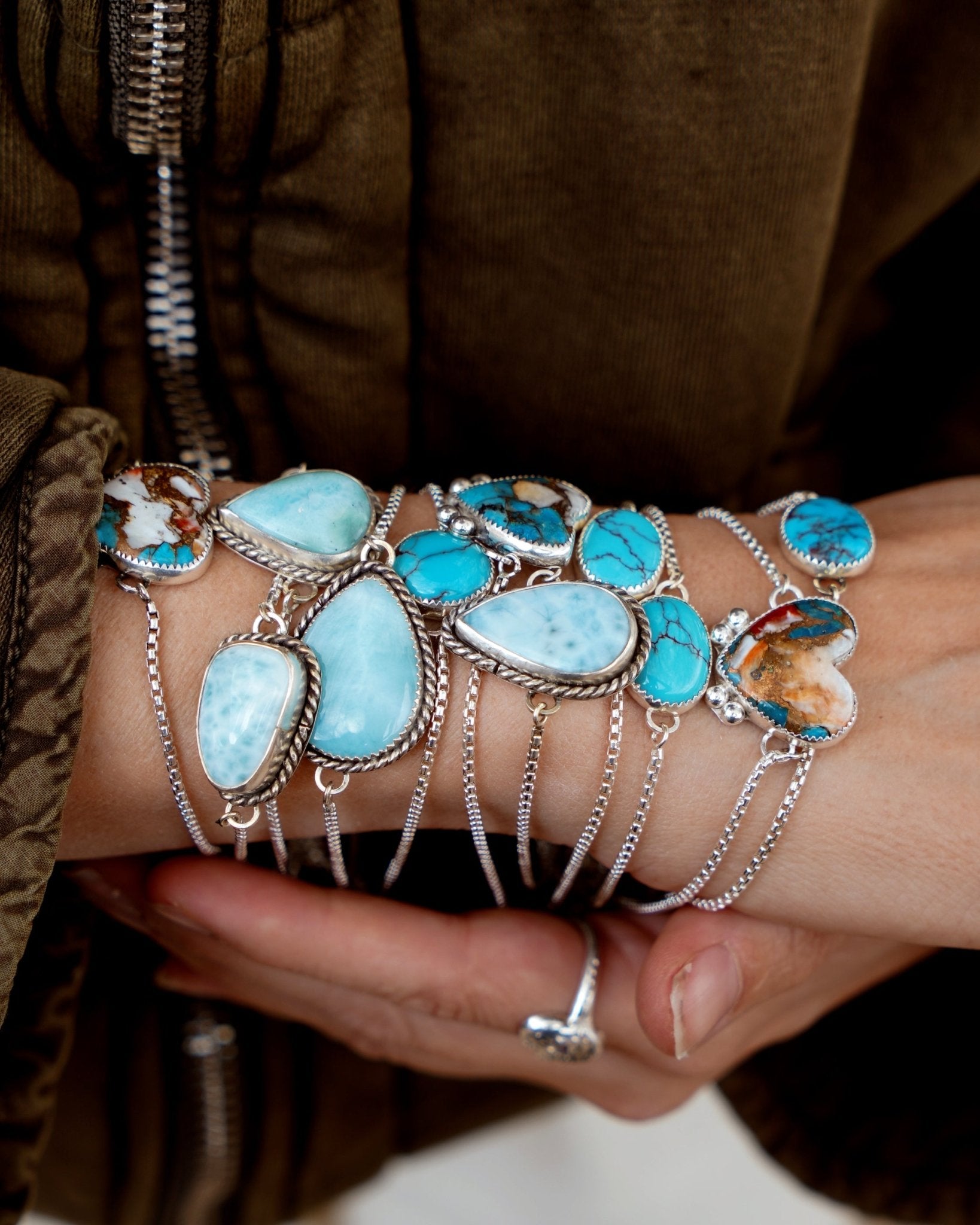 Out West Bracelets in Spiny Oyster Hearts - Golden Road Crafted