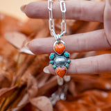 Pendant in Spiny Oyster & Hubei Turquoise - Golden Road Crafted