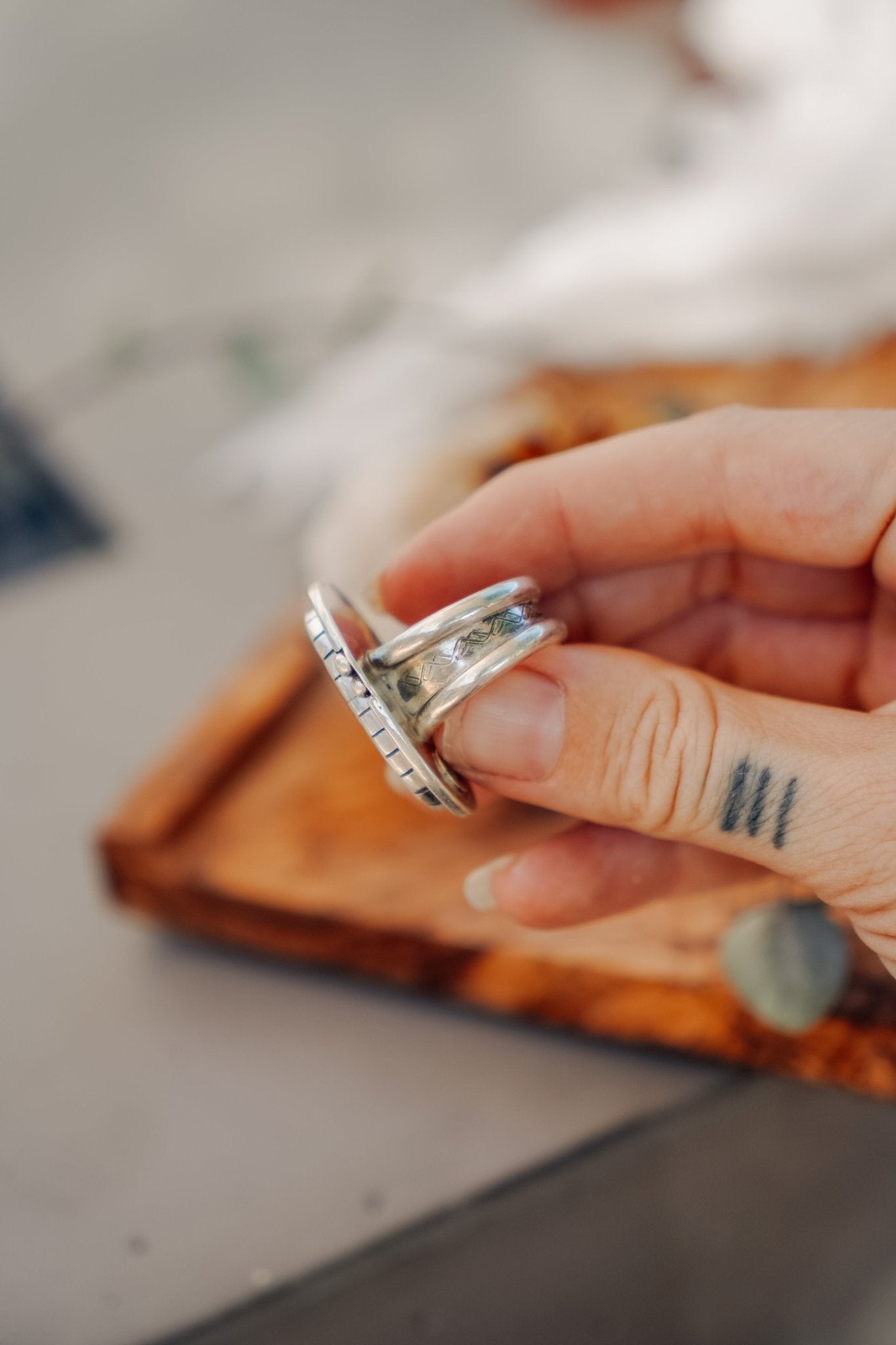 Royston Ribbon Ring (Size 8) - Golden Road Crafted